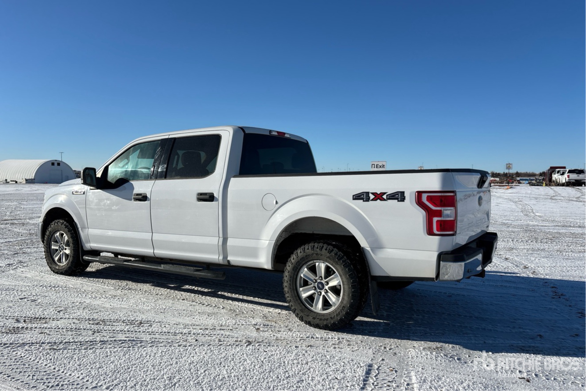 General Appearance with Bild, Ecke hinten links