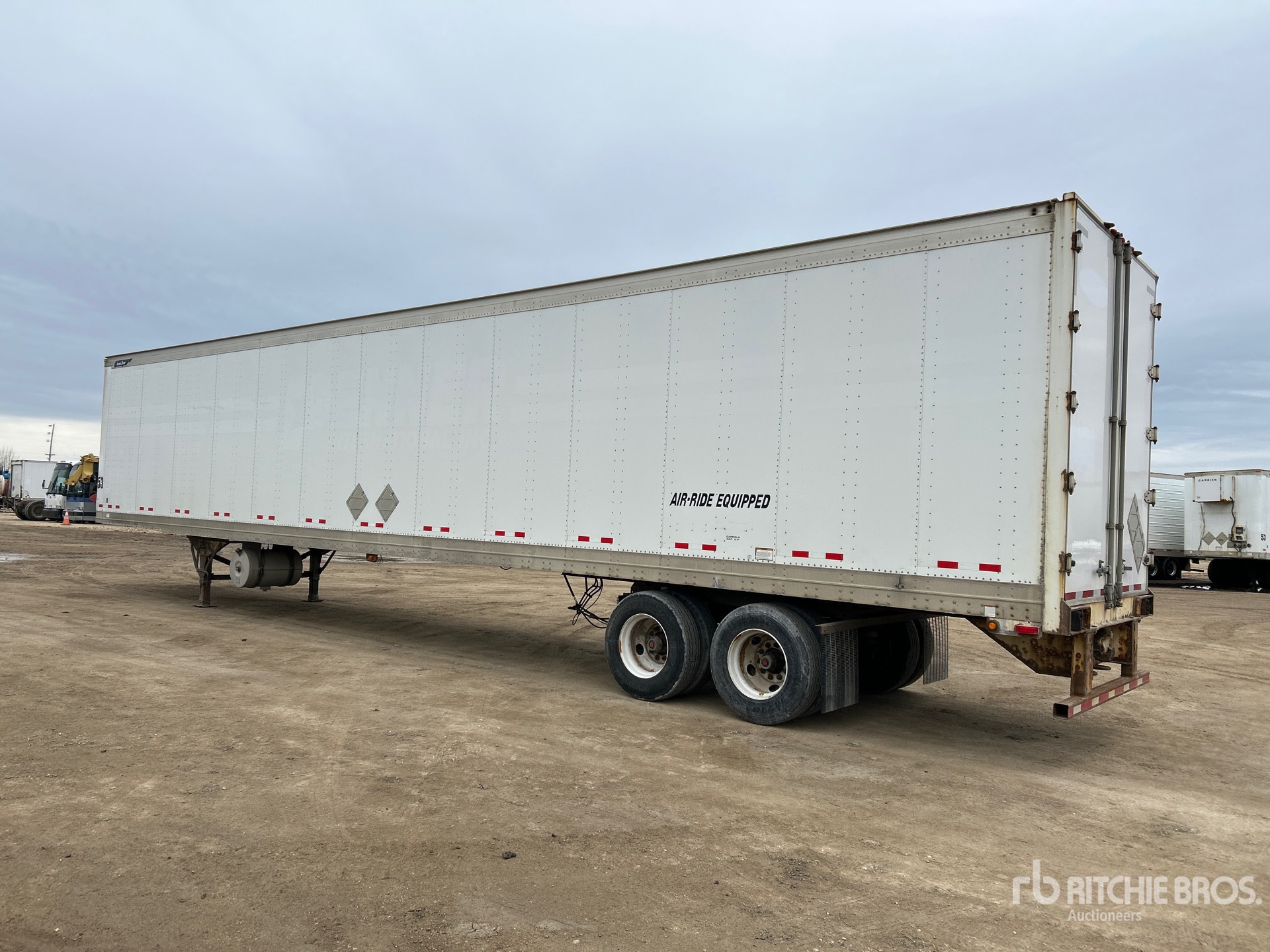 General Appearance with Bild, Ecke hinten links