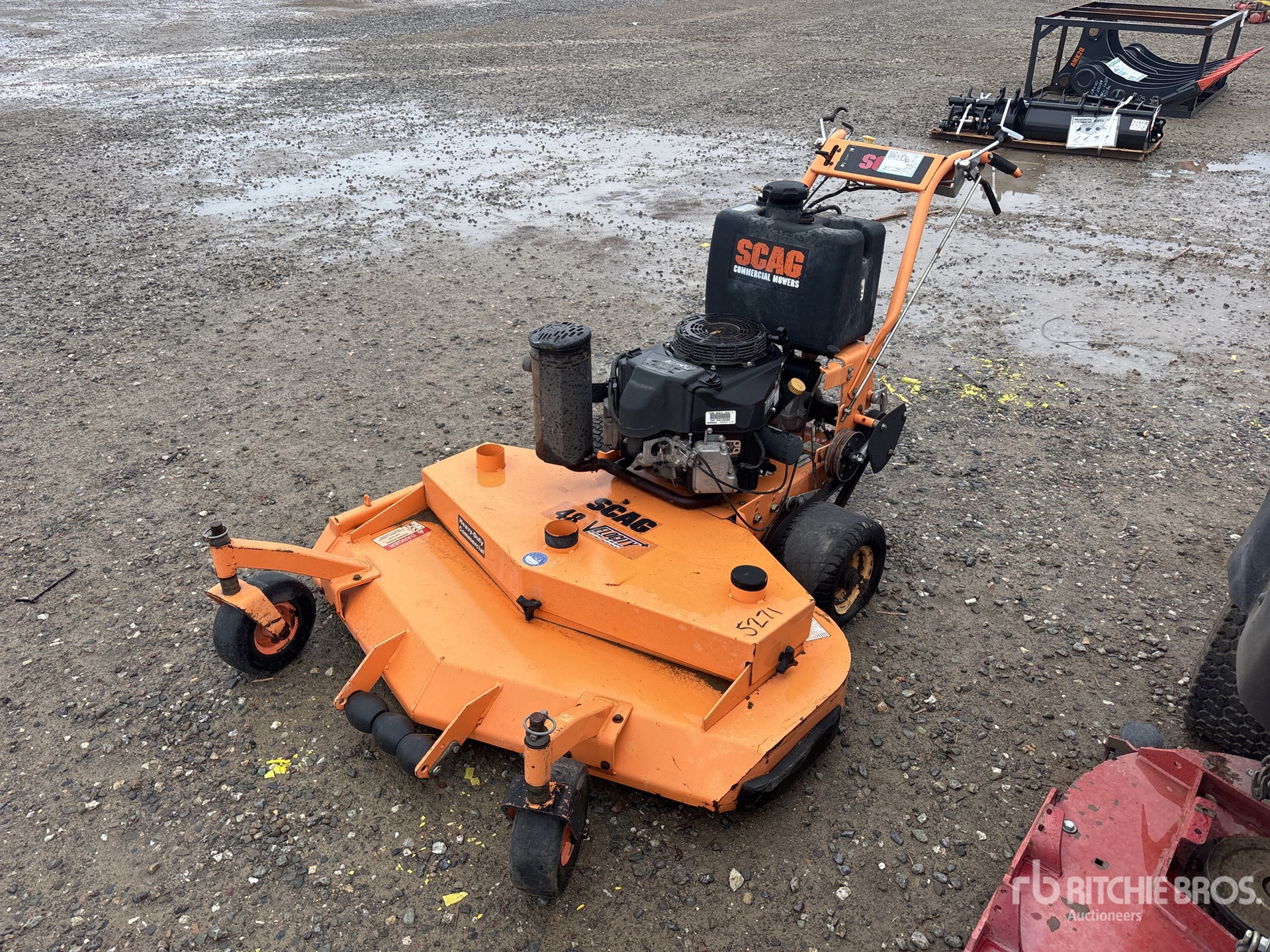 General Appearance with Bild, Ecke vorne links