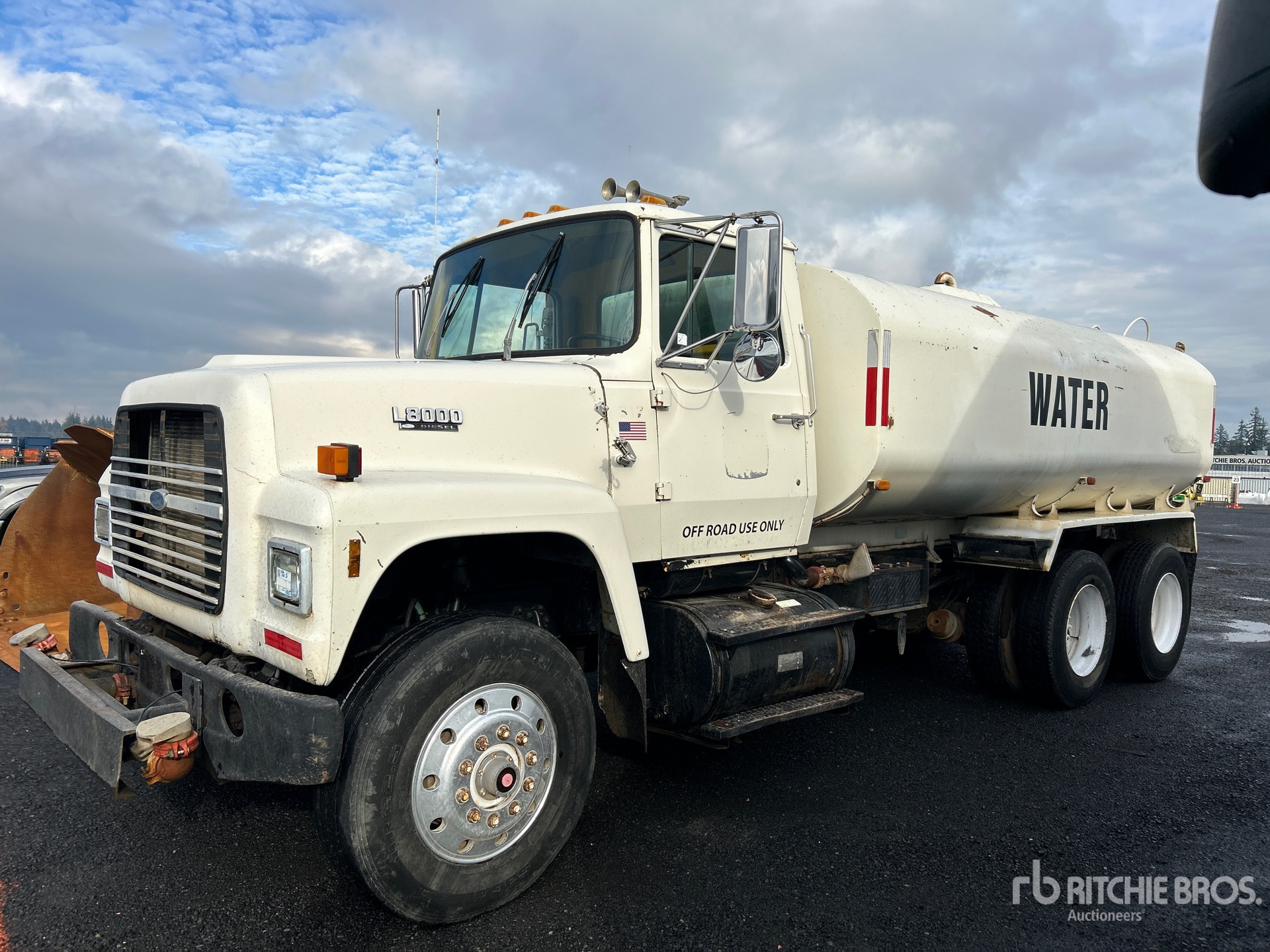 General Appearance with Featured Photo