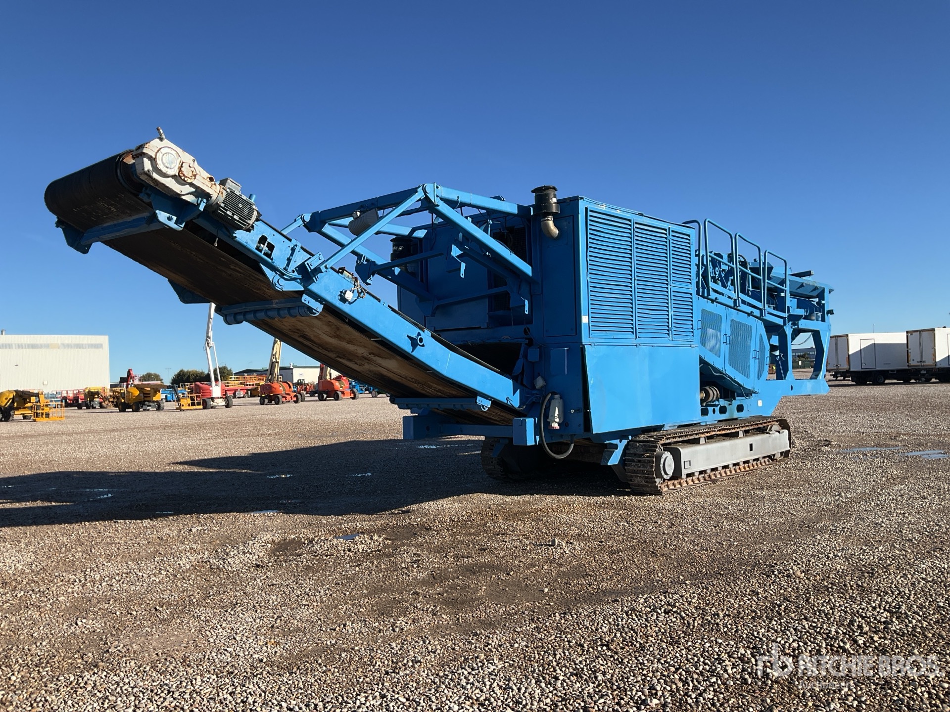 General Appearance with Imagen: esquina trasera derecha