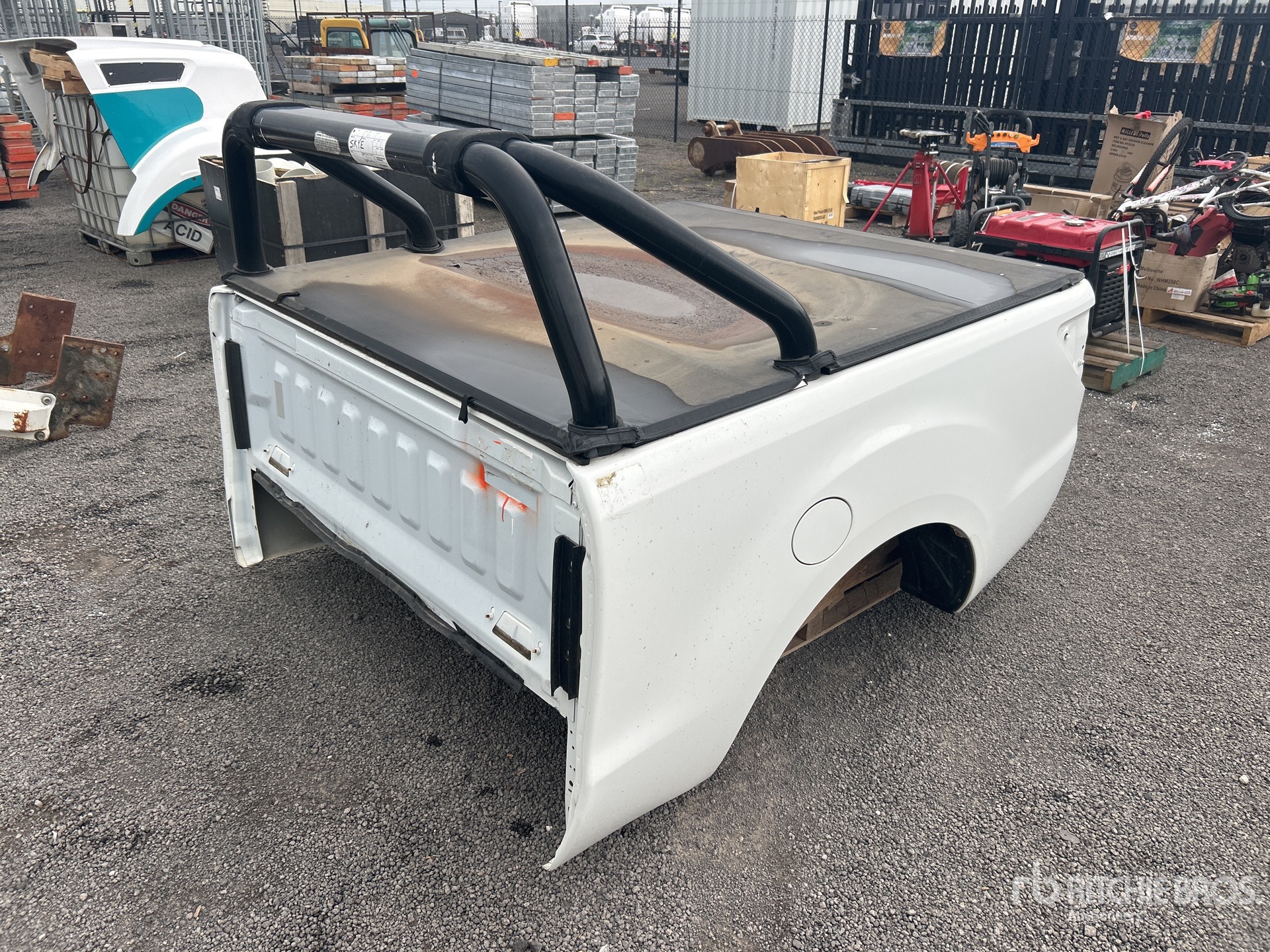 General Appearance with Picture, Right Front Corner