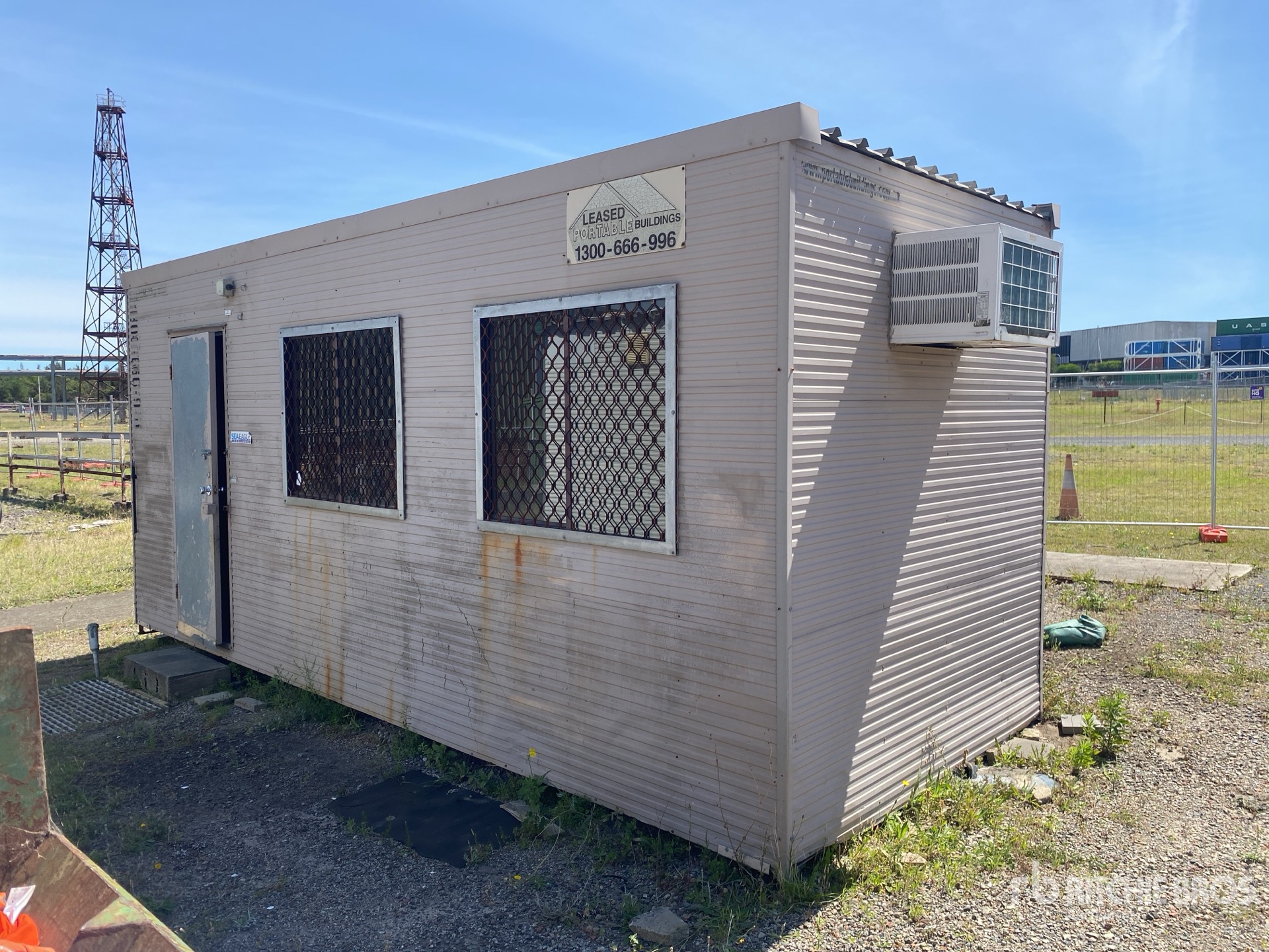 General Appearance with Picture, Left Front Corner