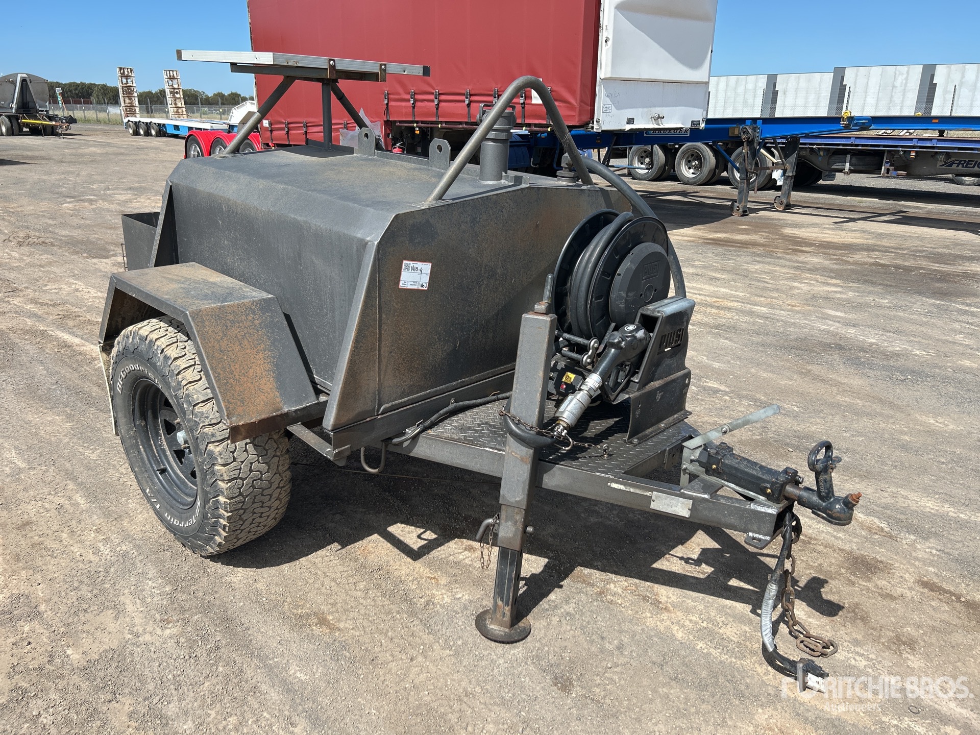 General Appearance with Picture, Left Front Corner