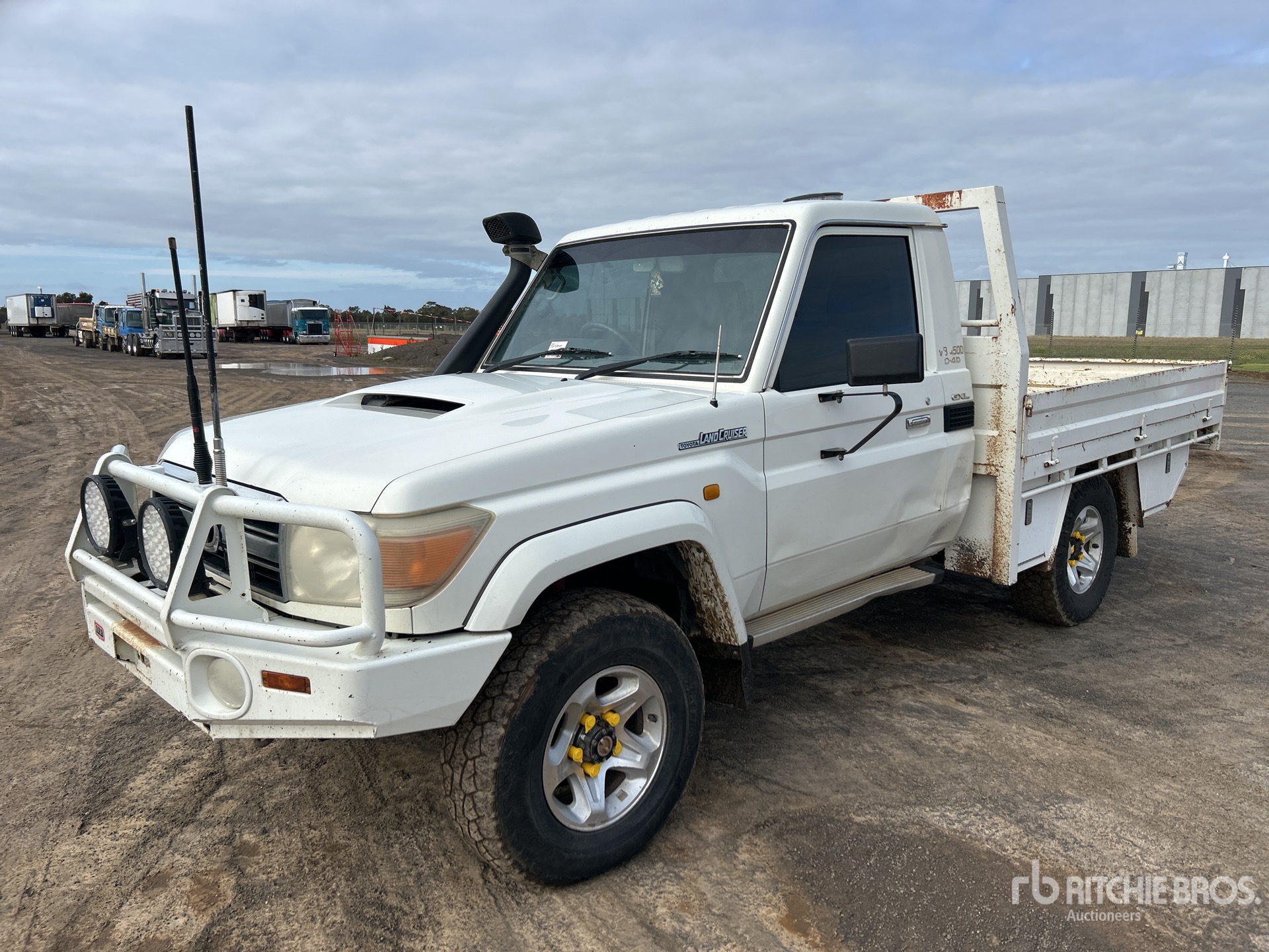 General Appearance with Picture, Right Front Corner