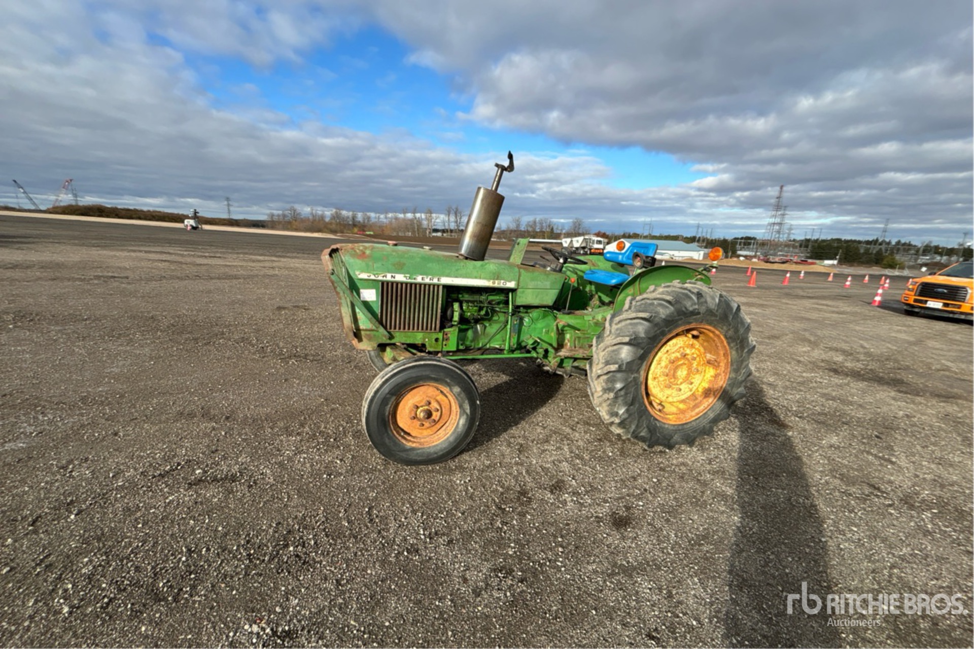 General Appearance with Picture, Left Front Corner