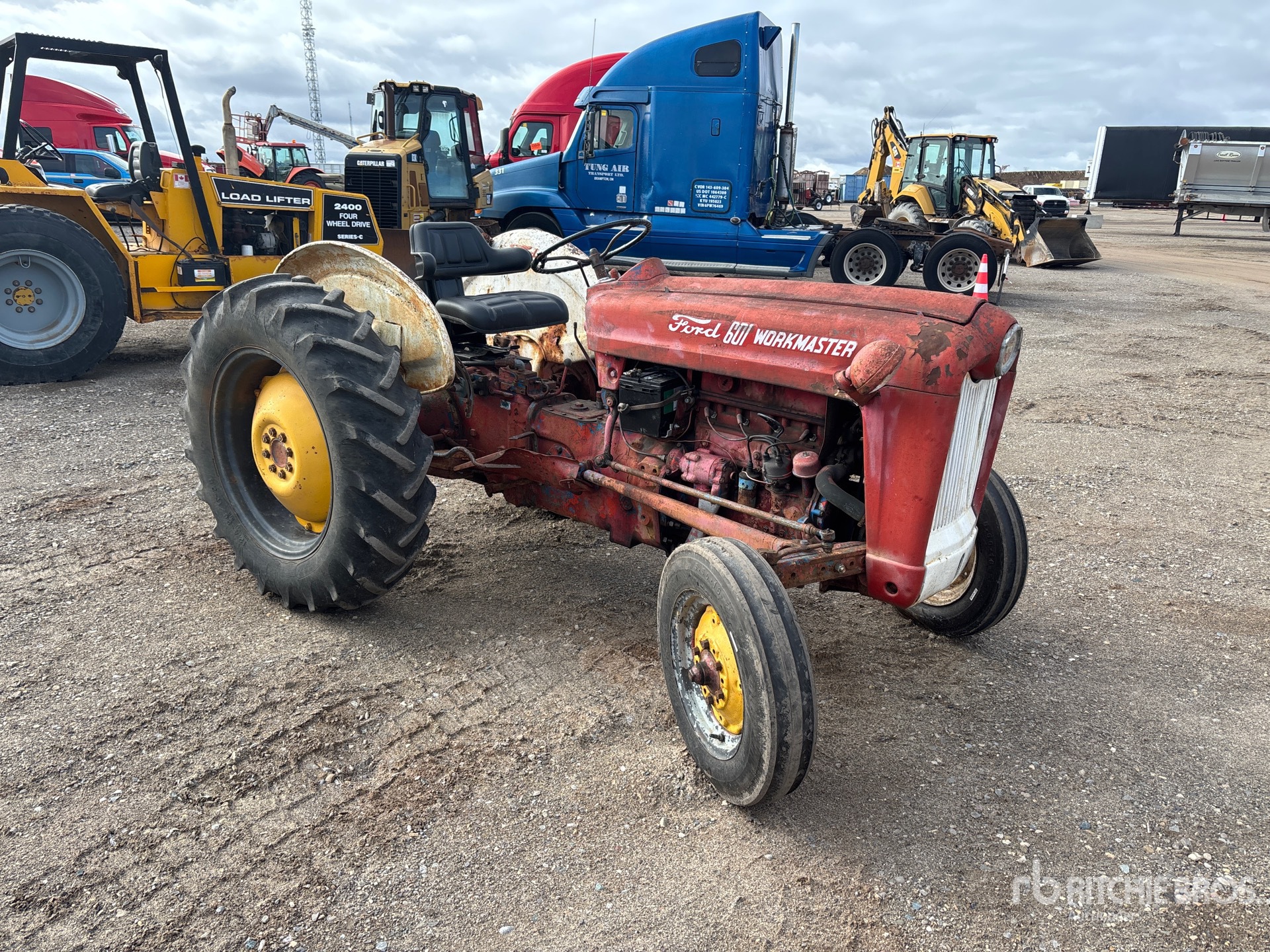 General Appearance with Picture, Right Front Corner