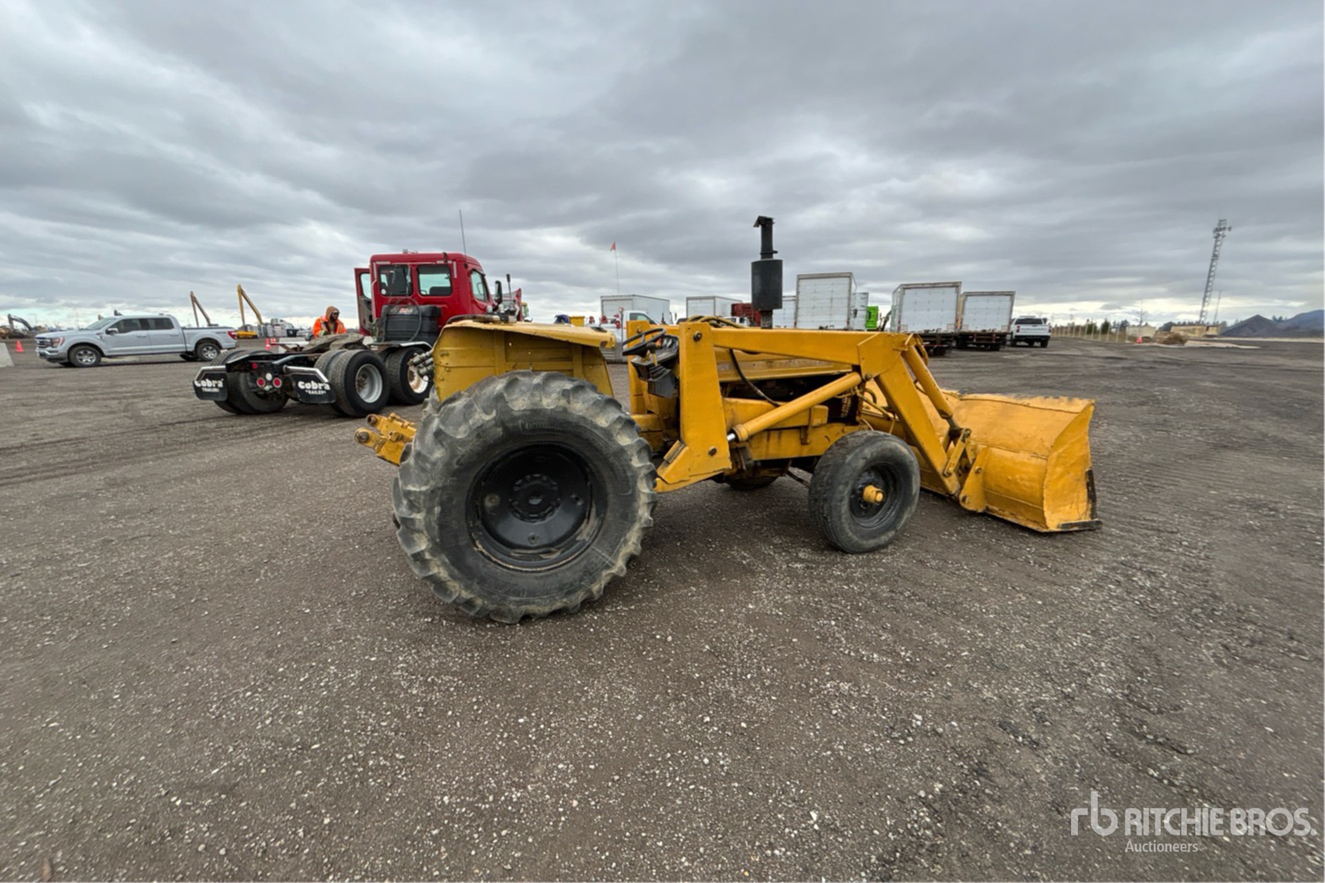 General Appearance with Bild, Ecke hinten rechts