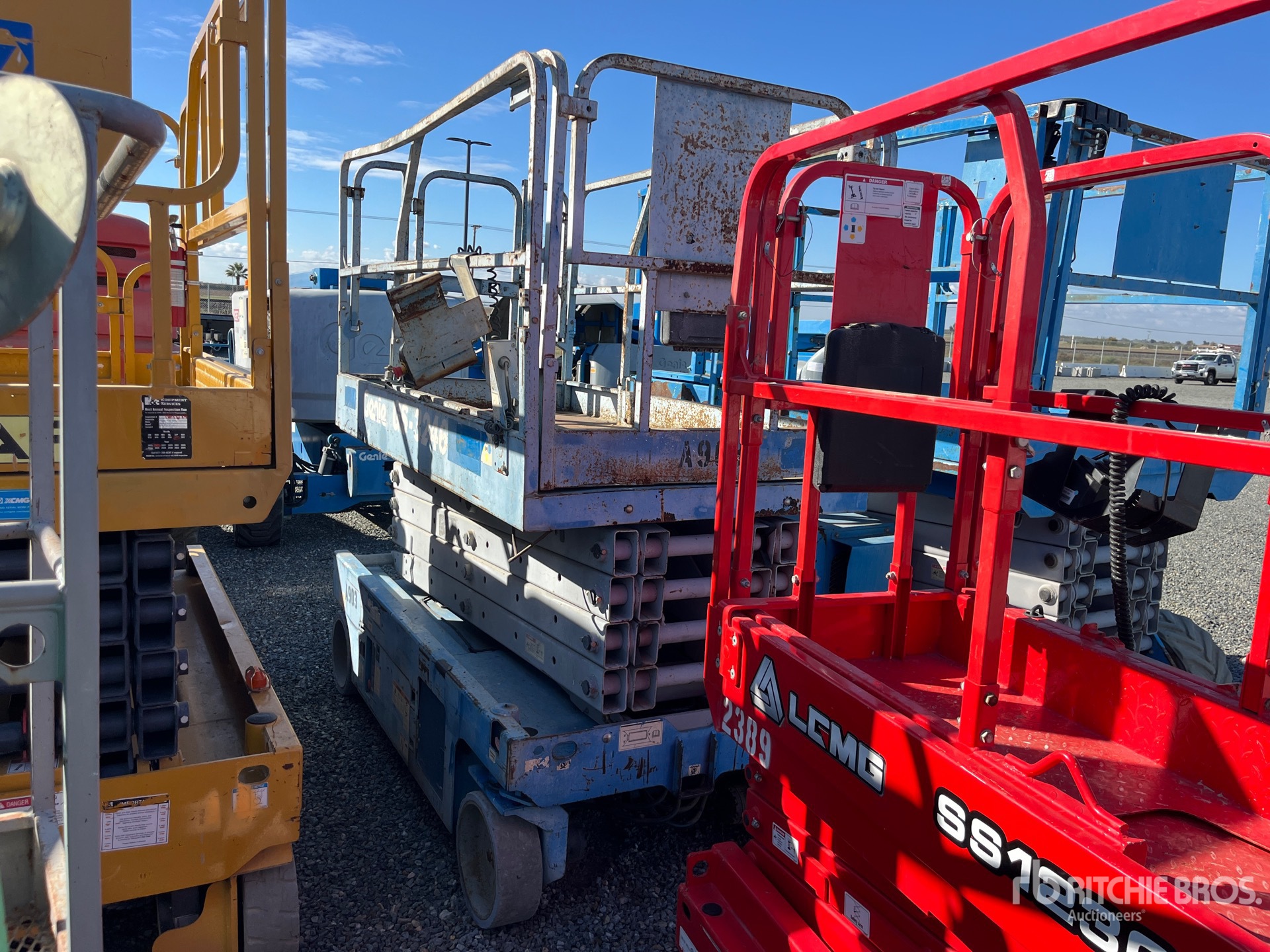 General Appearance with Image, coin avant droit