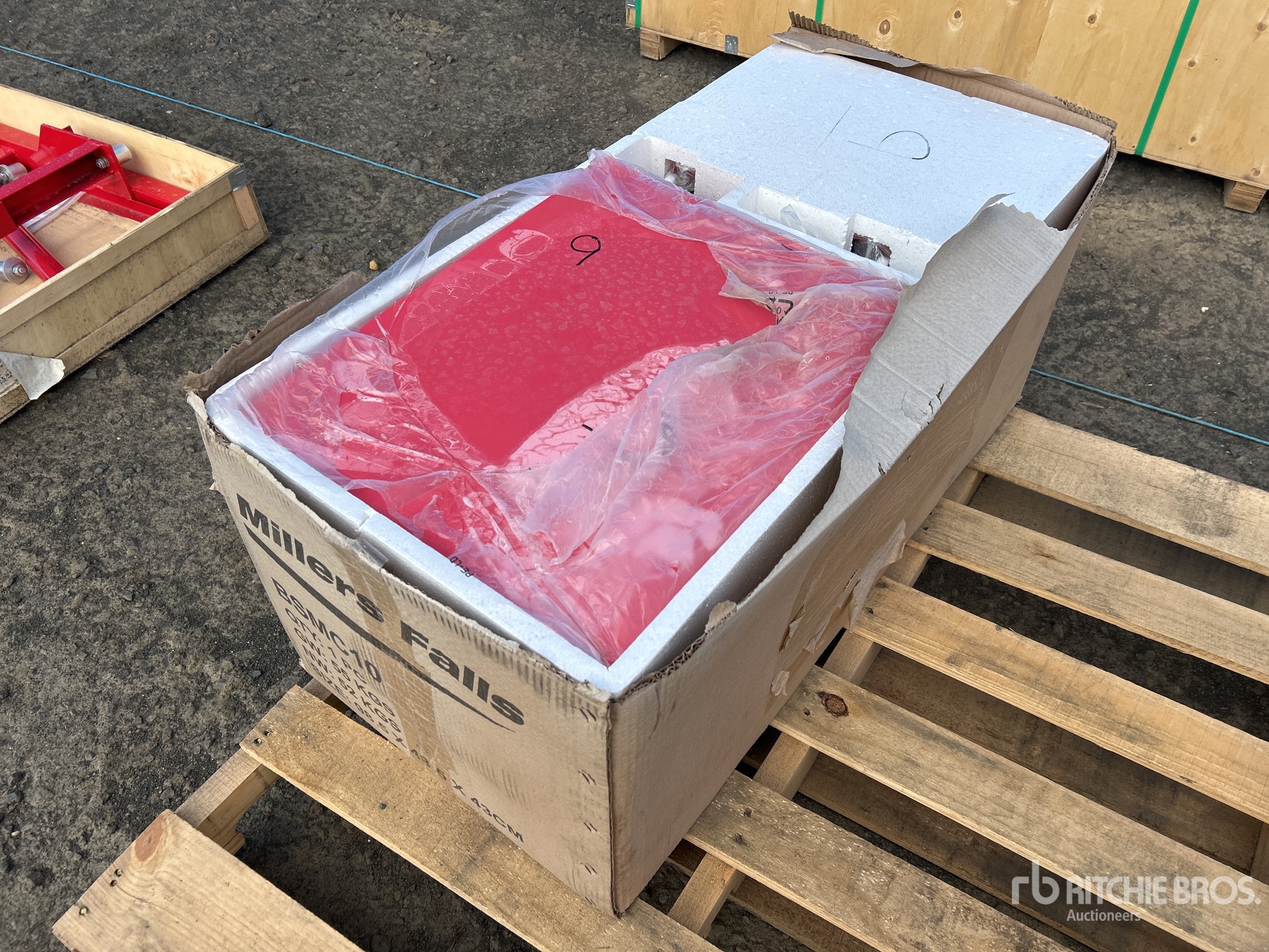 General Appearance with Picture, Left Front Corner