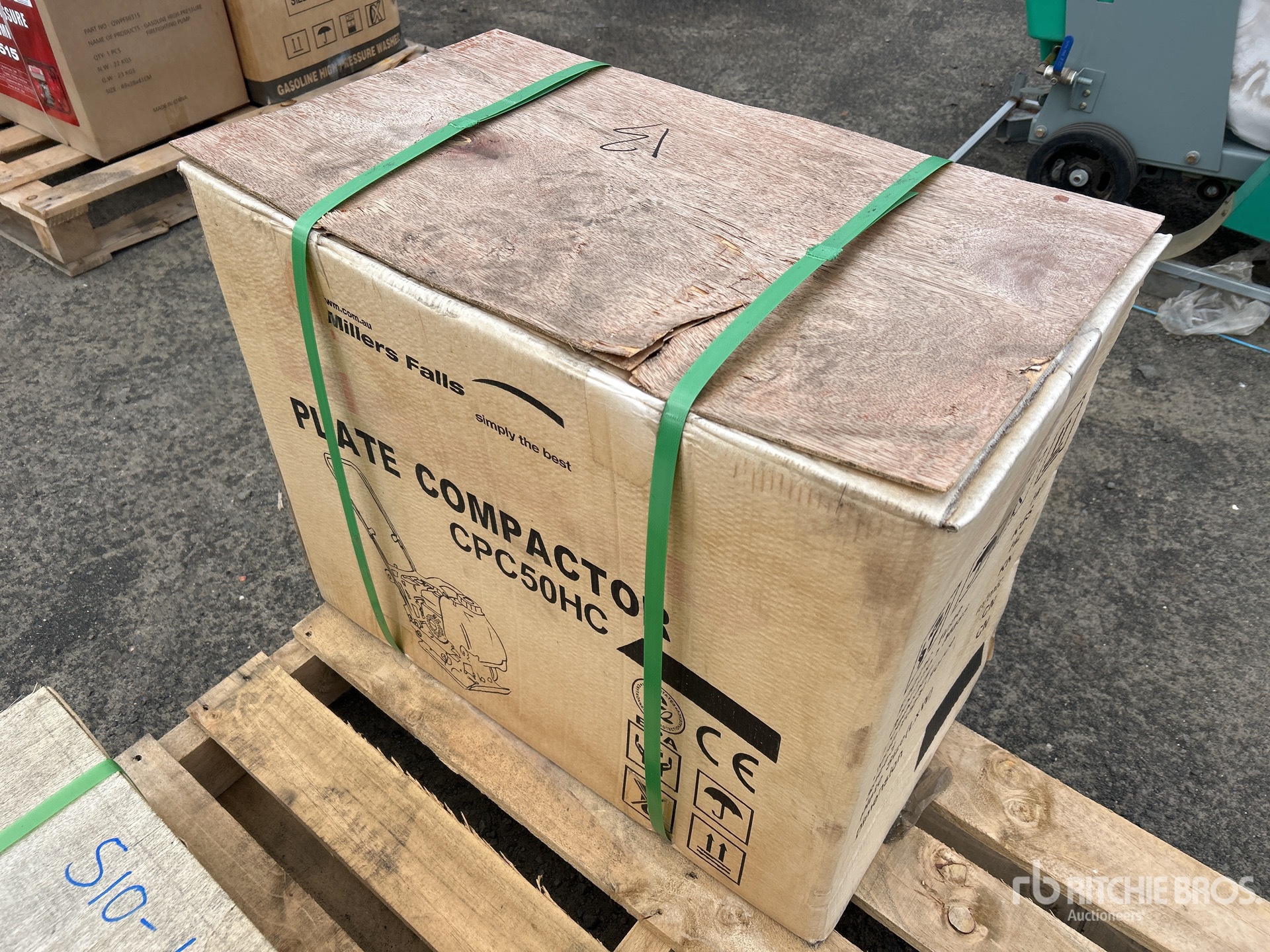 General Appearance with Picture, Left Front Corner