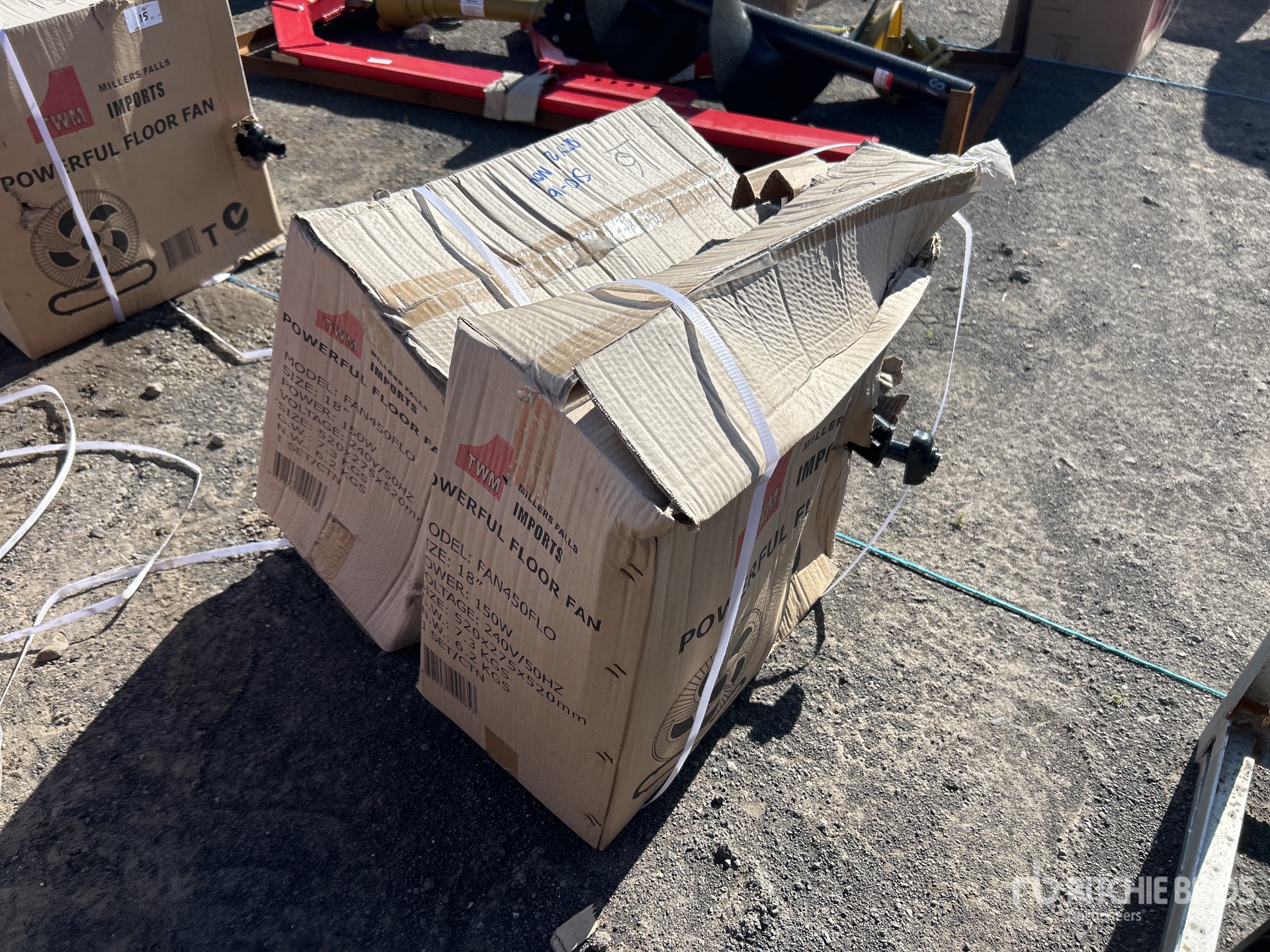 General Appearance with Foto, angolo posteriore sinistro