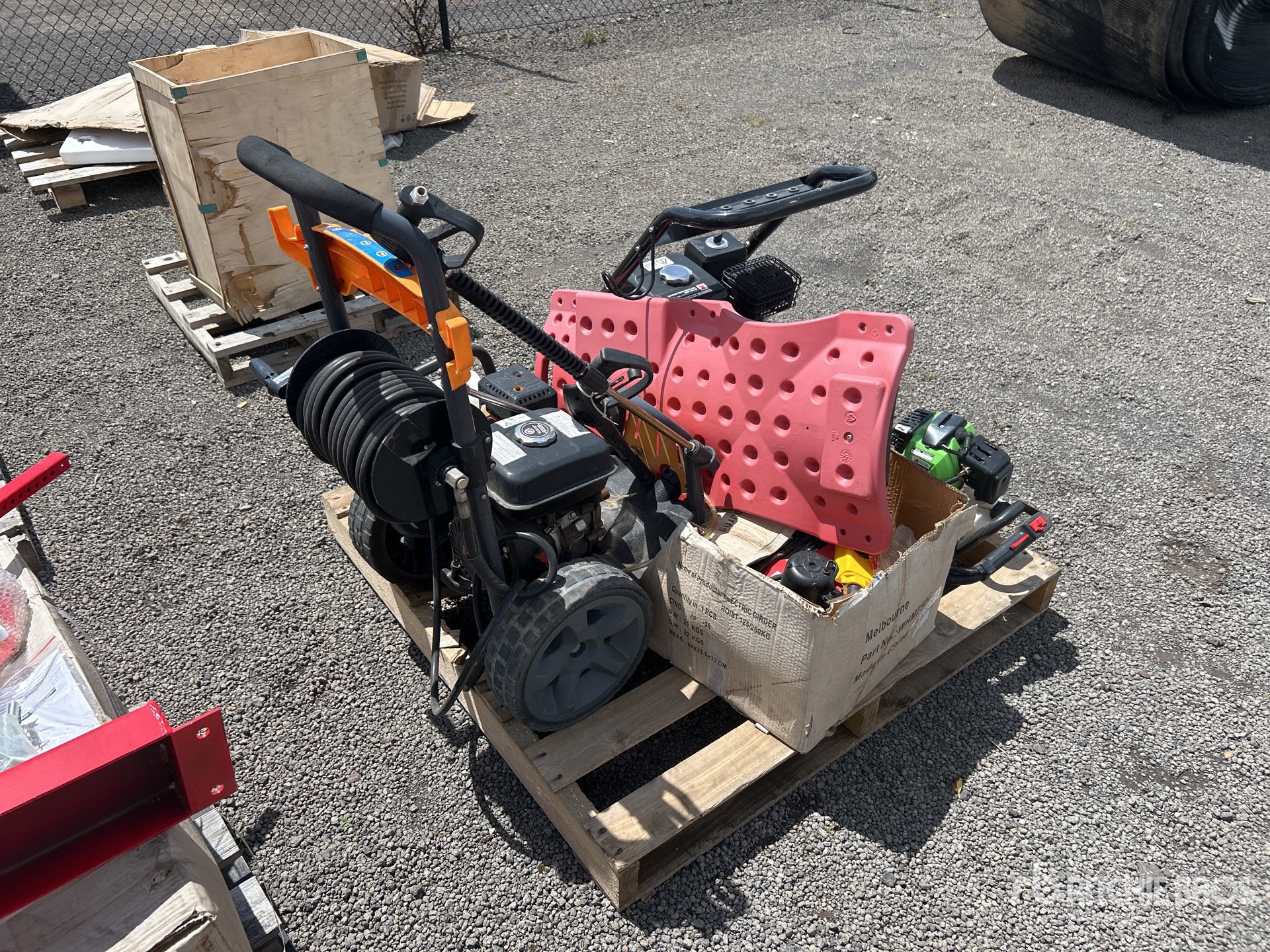 General Appearance with Picture, Right Front Corner