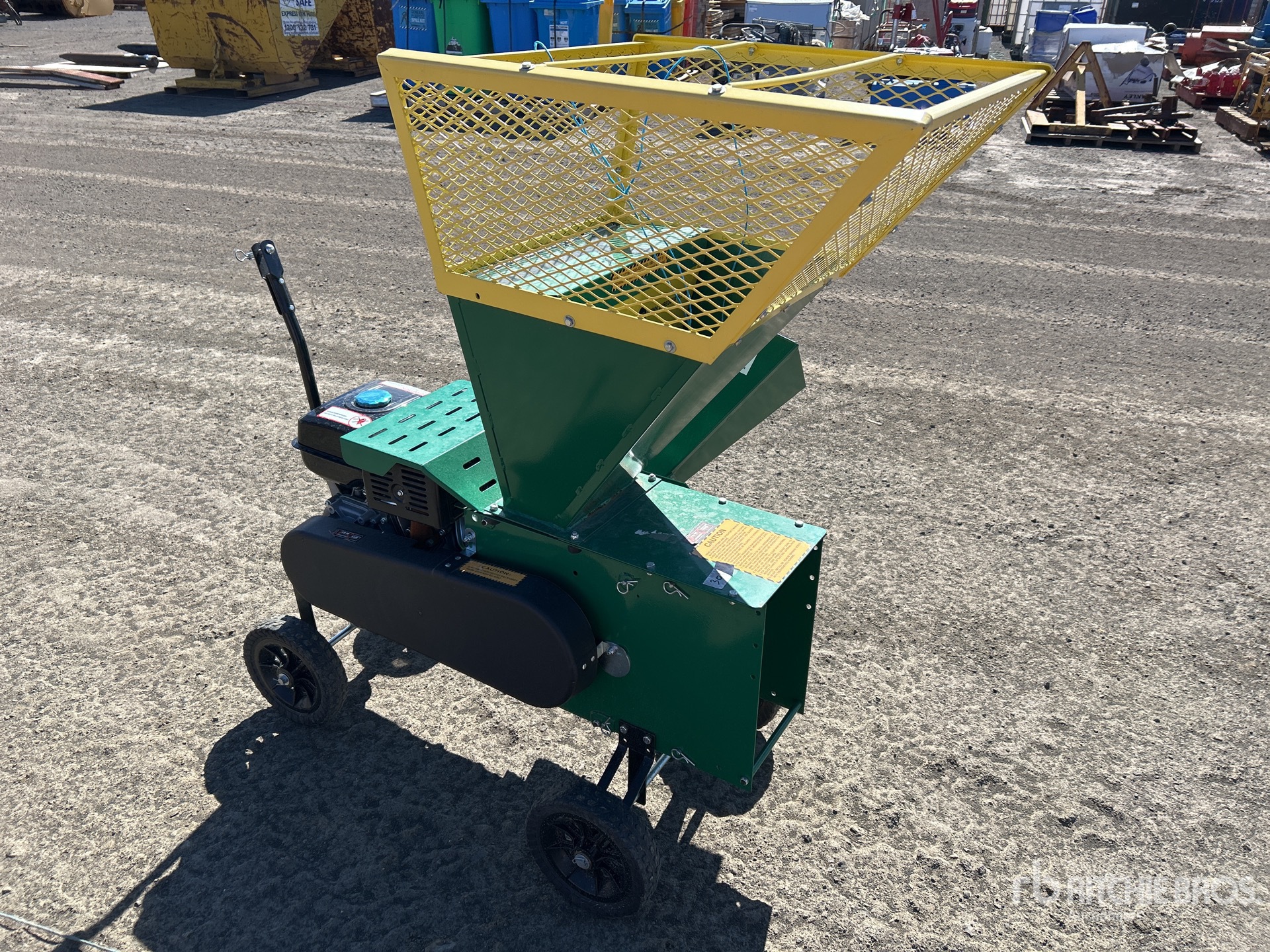 General Appearance with Foto, angolo anteriore sinistro