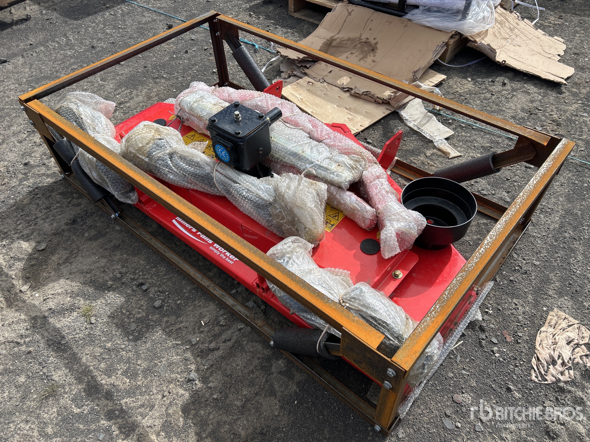 General Appearance with Foto, angolo anteriore sinistro