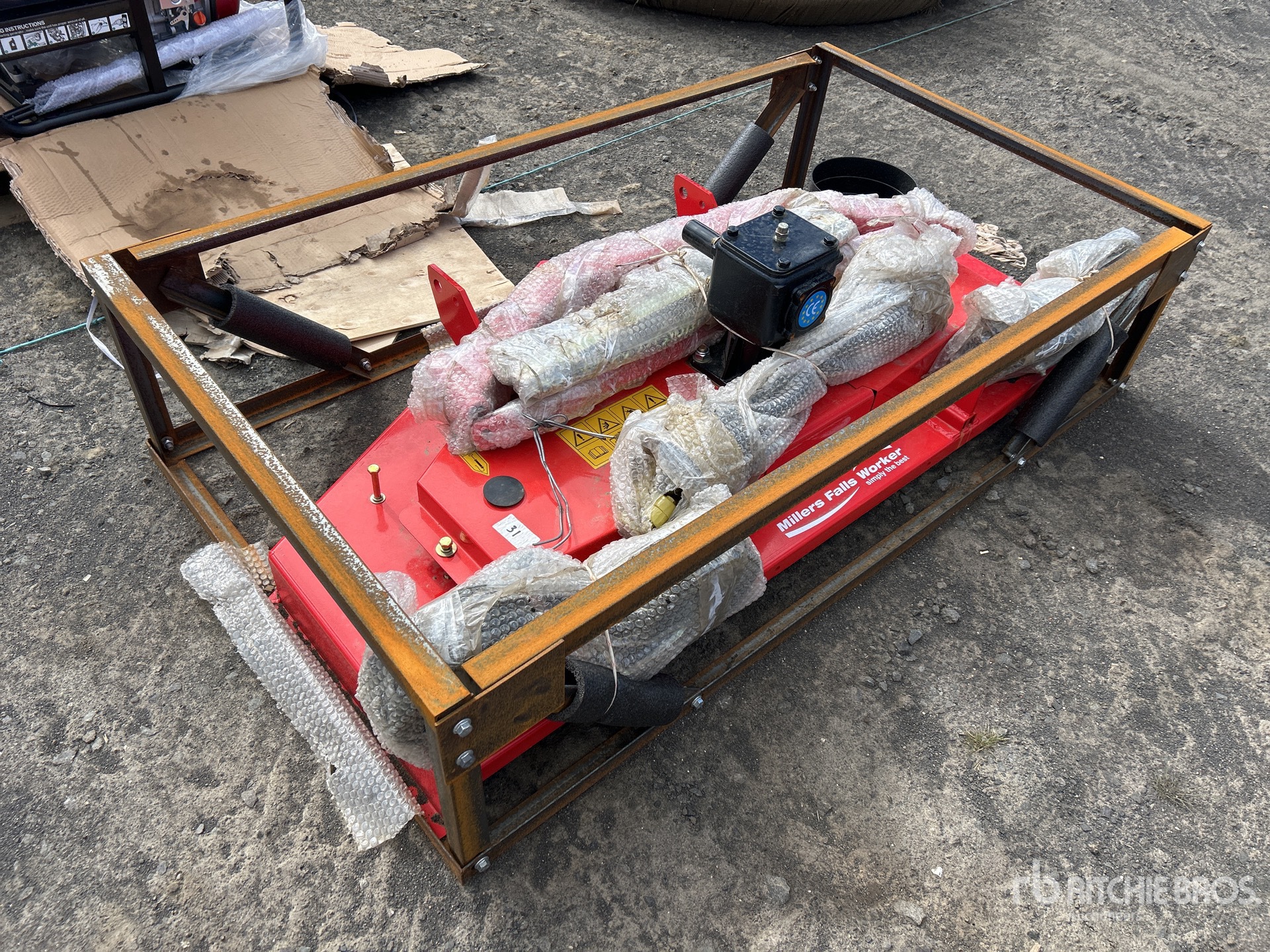 General Appearance with Foto, angolo posteriore sinistro