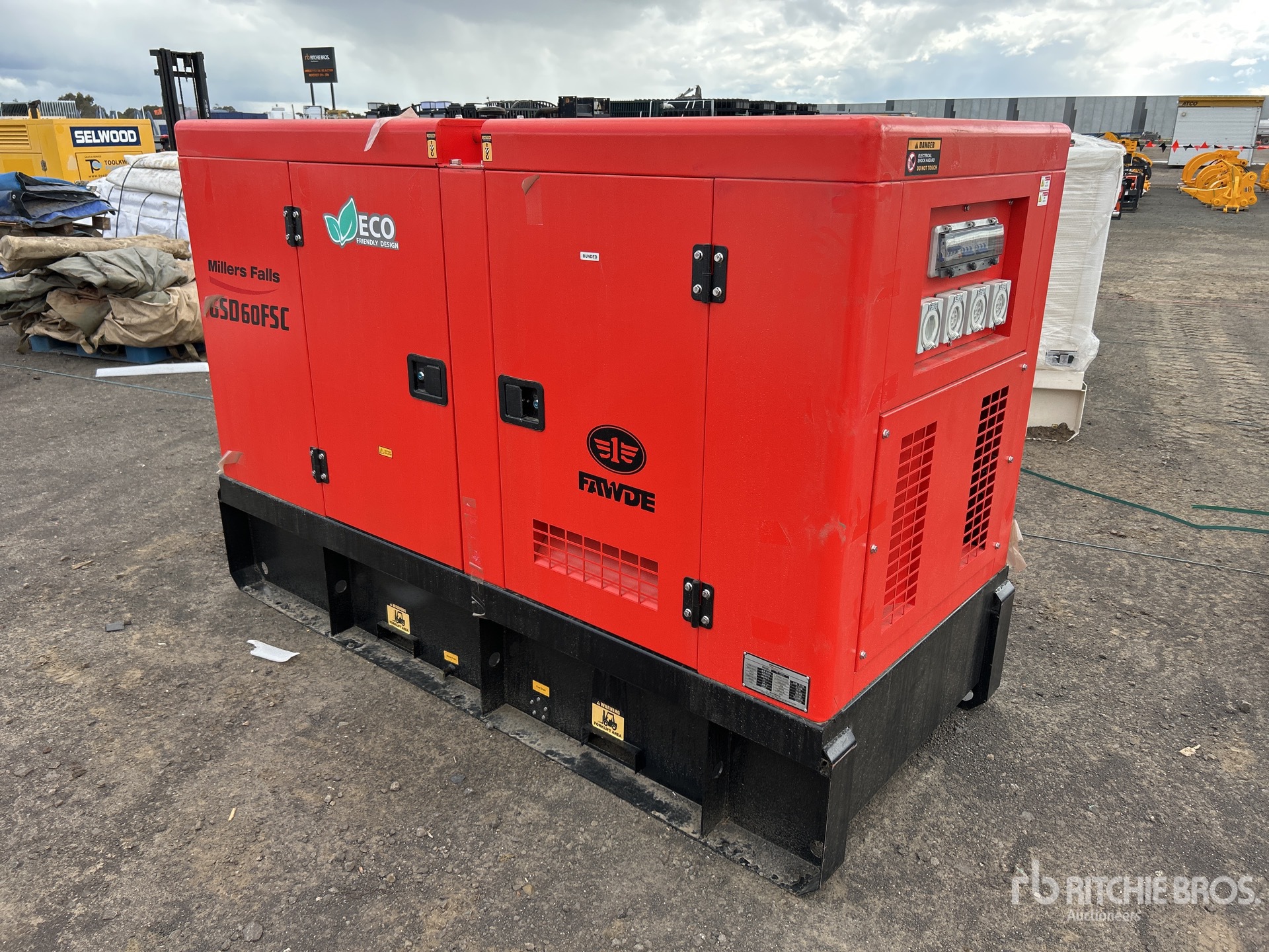 General Appearance with Picture, Right Rear Corner