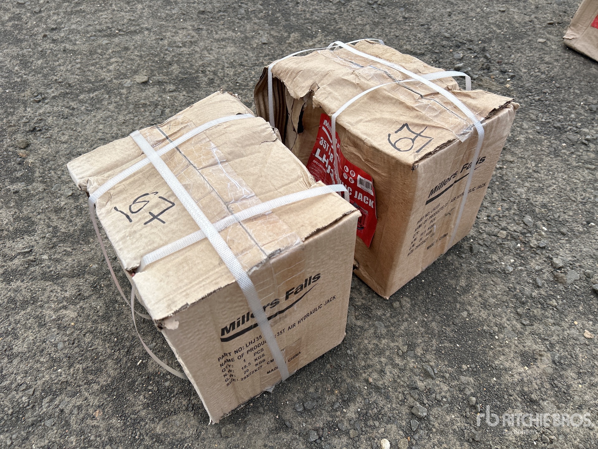 General Appearance with Foto, angolo posteriore sinistro