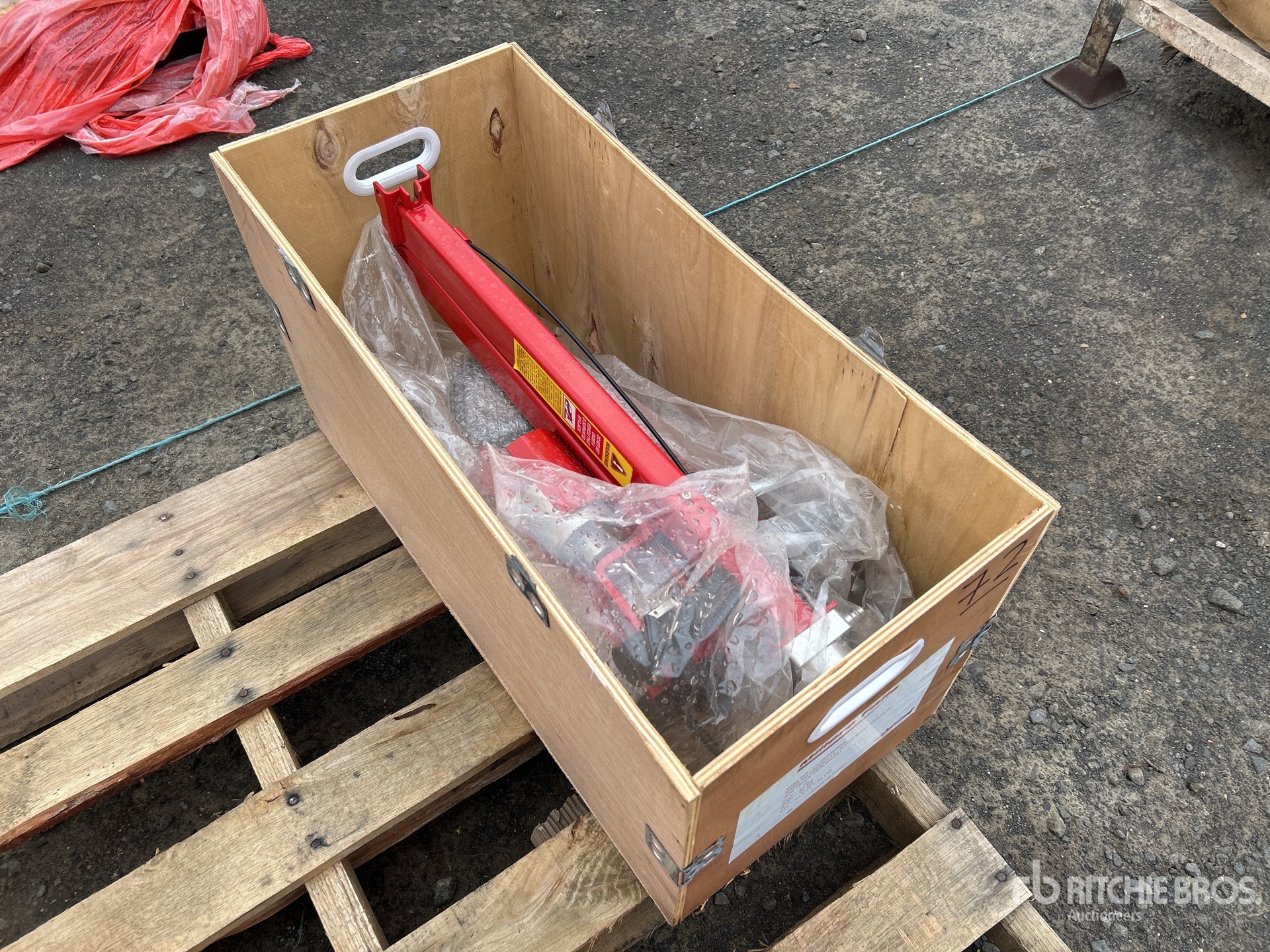 General Appearance with Foto, angolo anteriore destro