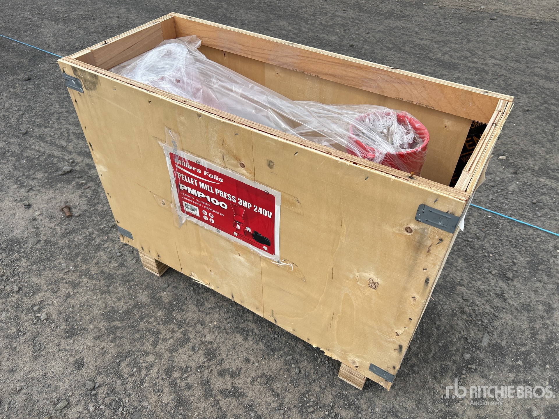 General Appearance with Picture, Left Front Corner