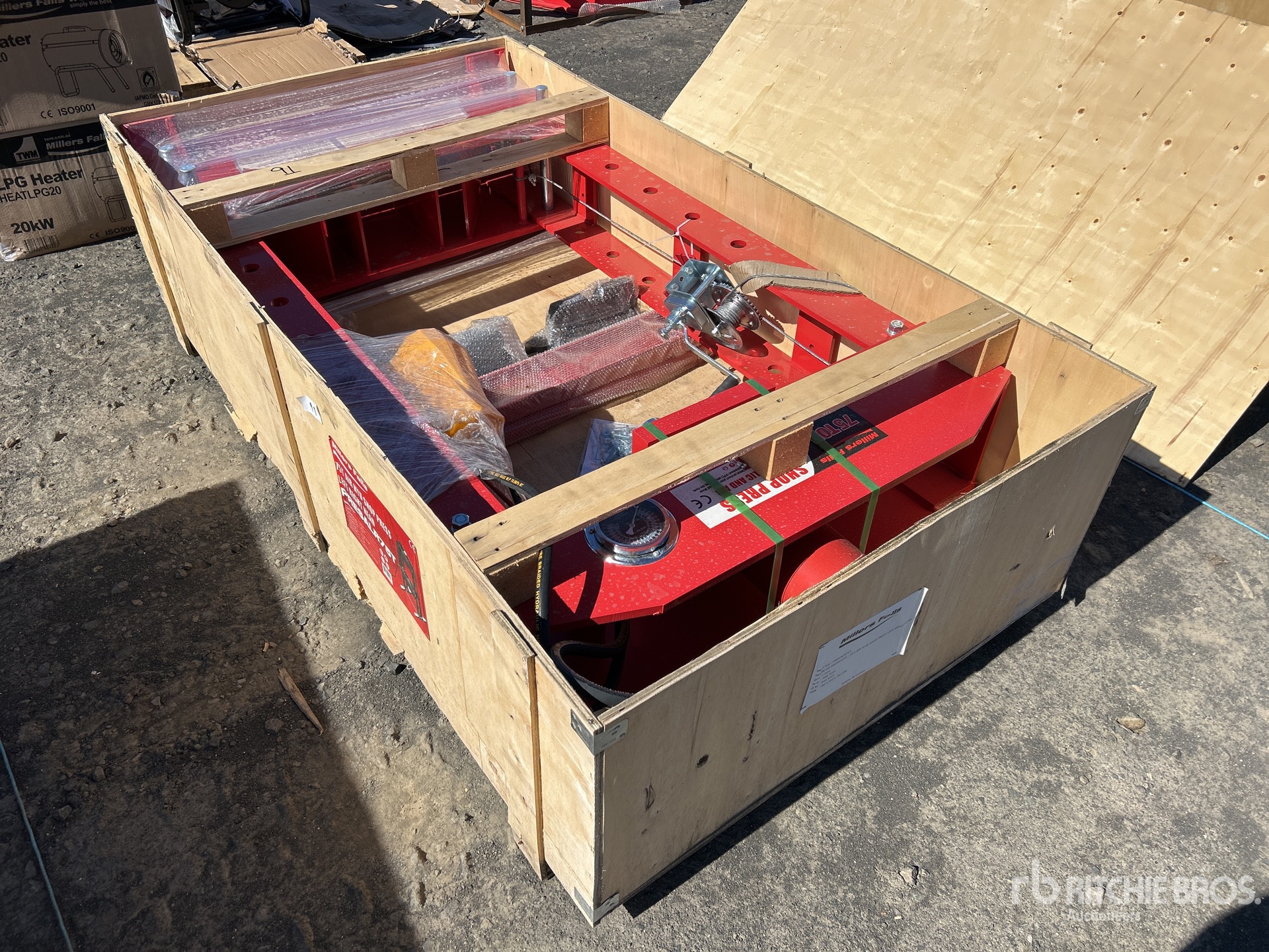 General Appearance with Picture, Left Rear Corner