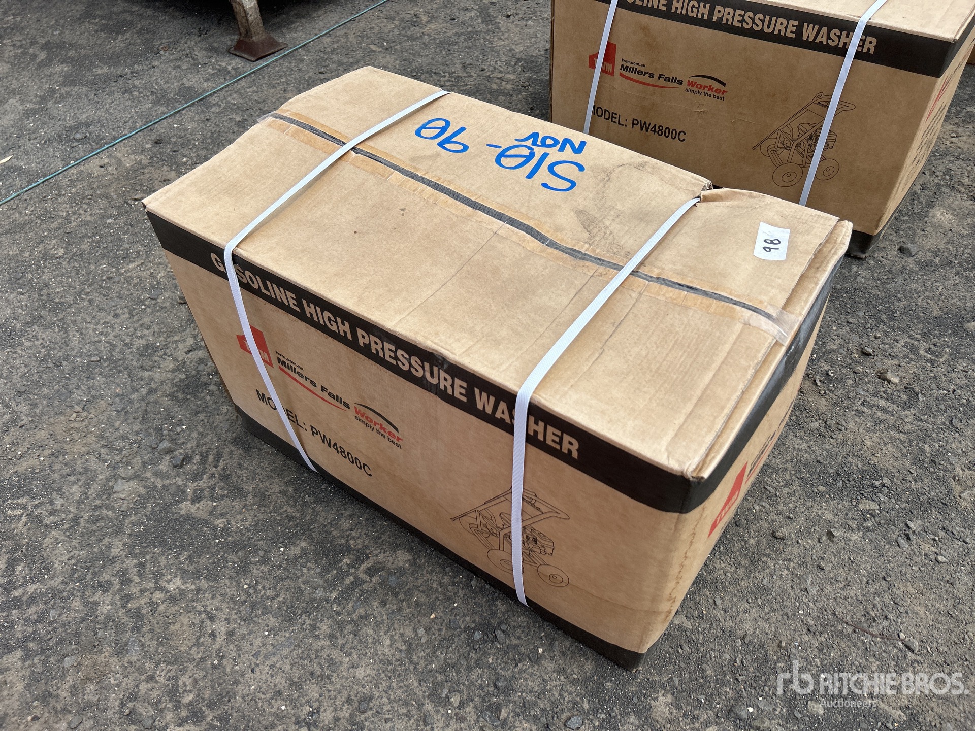 General Appearance with Picture, Right Rear Corner