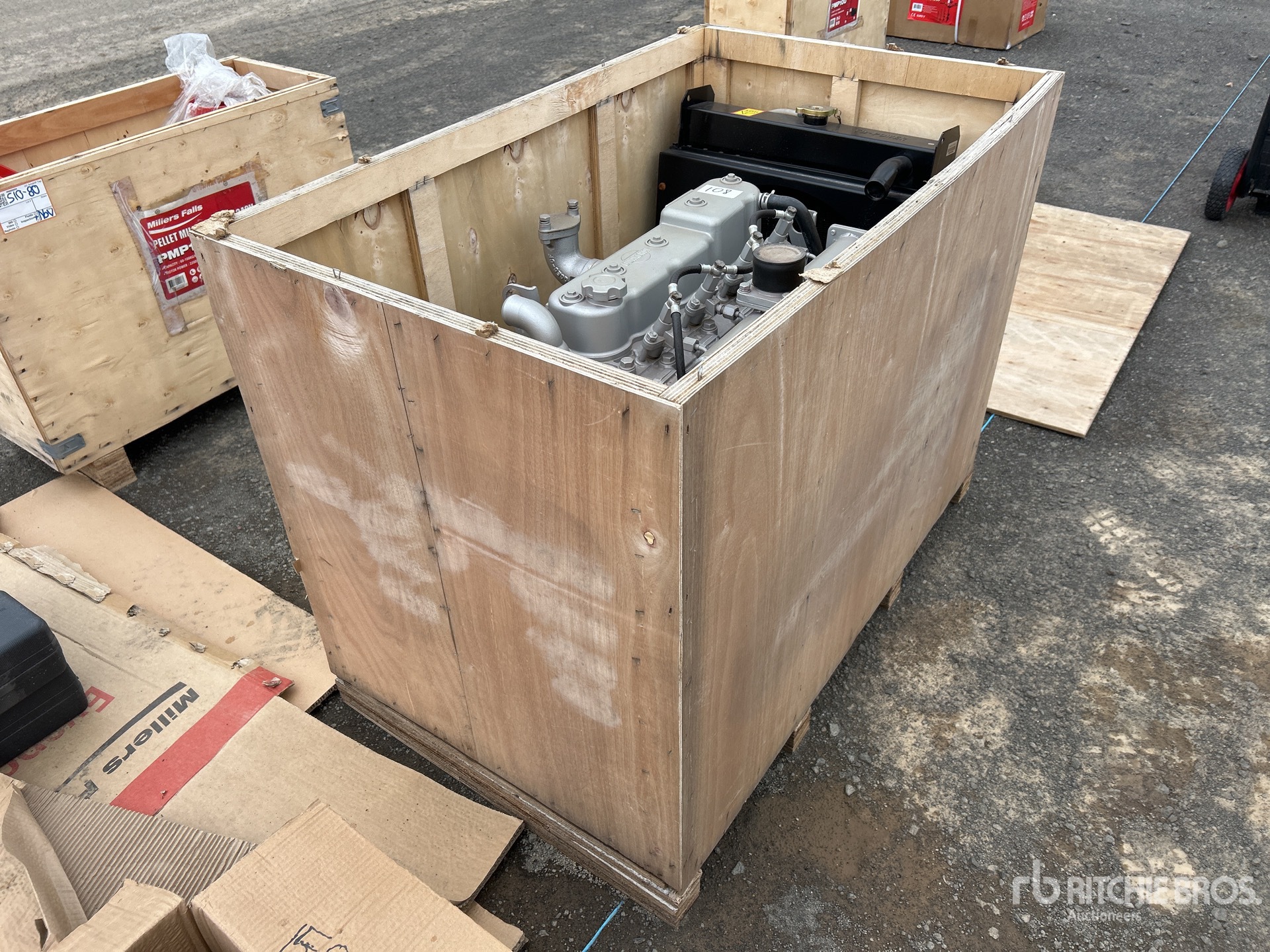 General Appearance with Picture, Left Front Corner