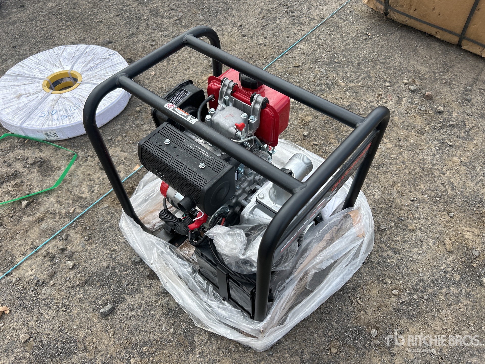 General Appearance with Foto, angolo anteriore sinistro