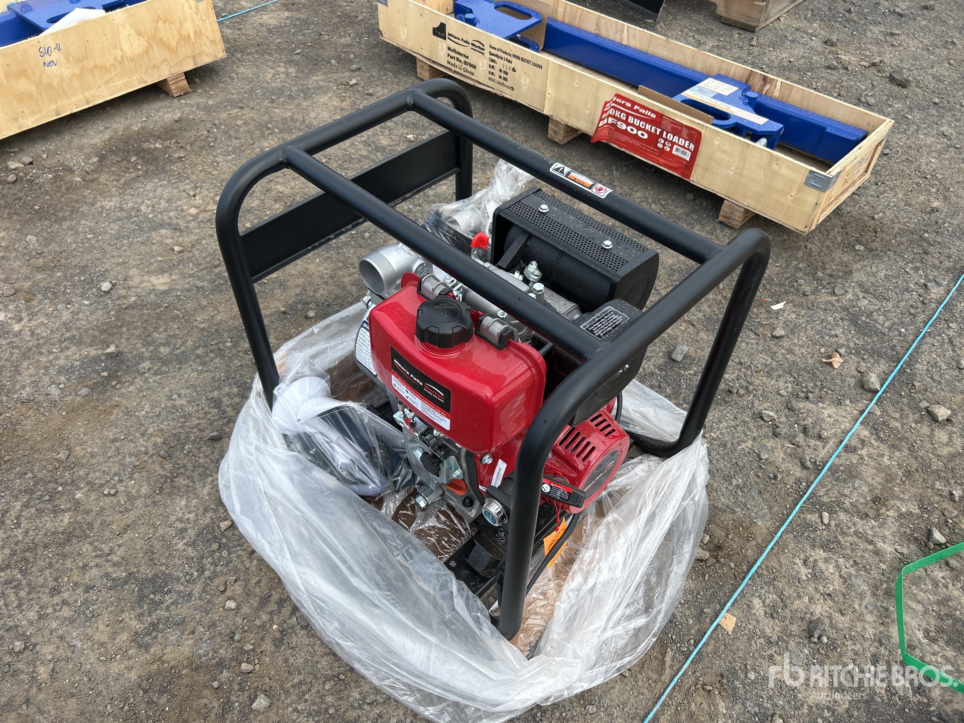 General Appearance with Foto, angolo anteriore sinistro