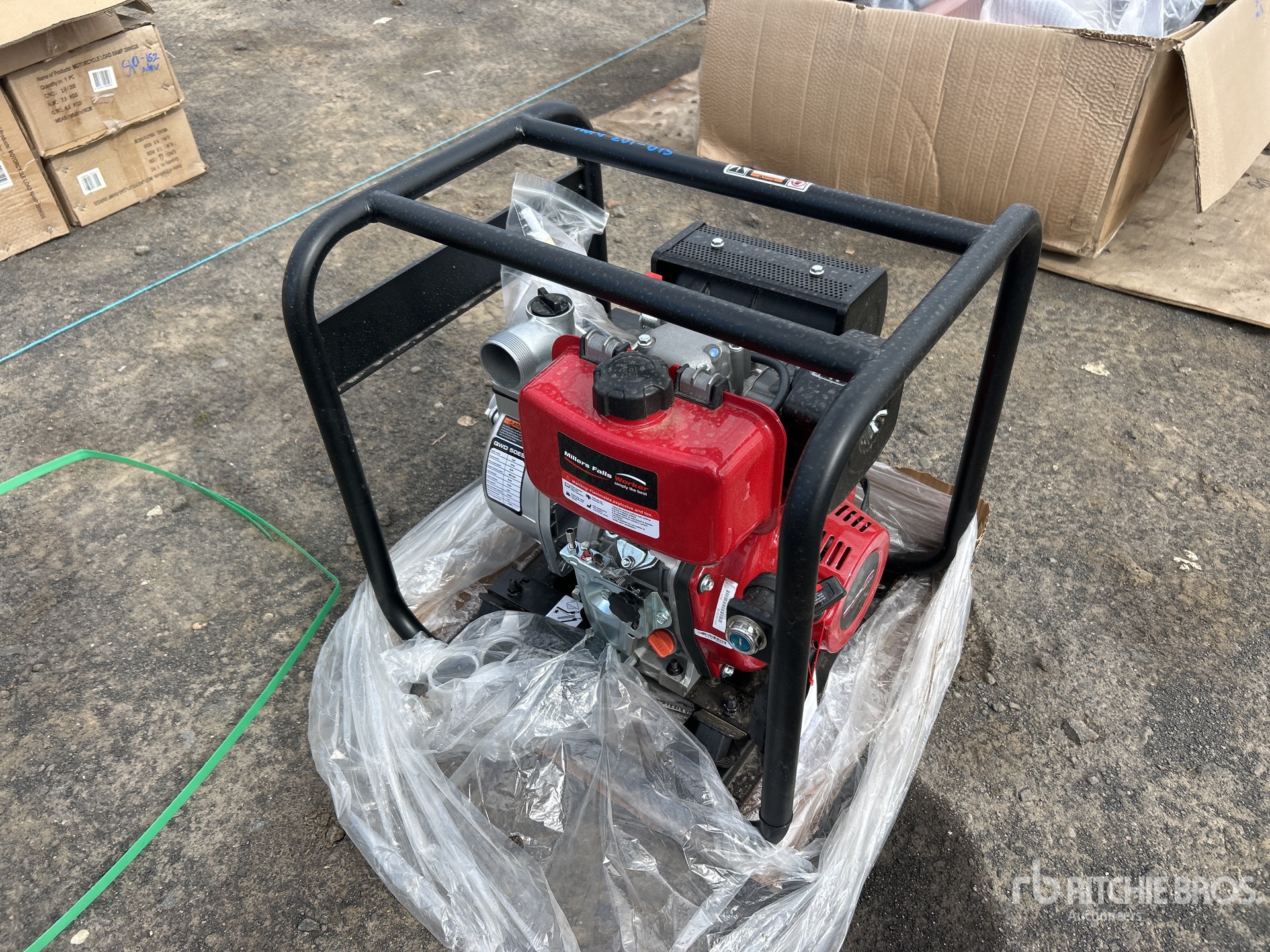 General Appearance with Foto, angolo anteriore sinistro