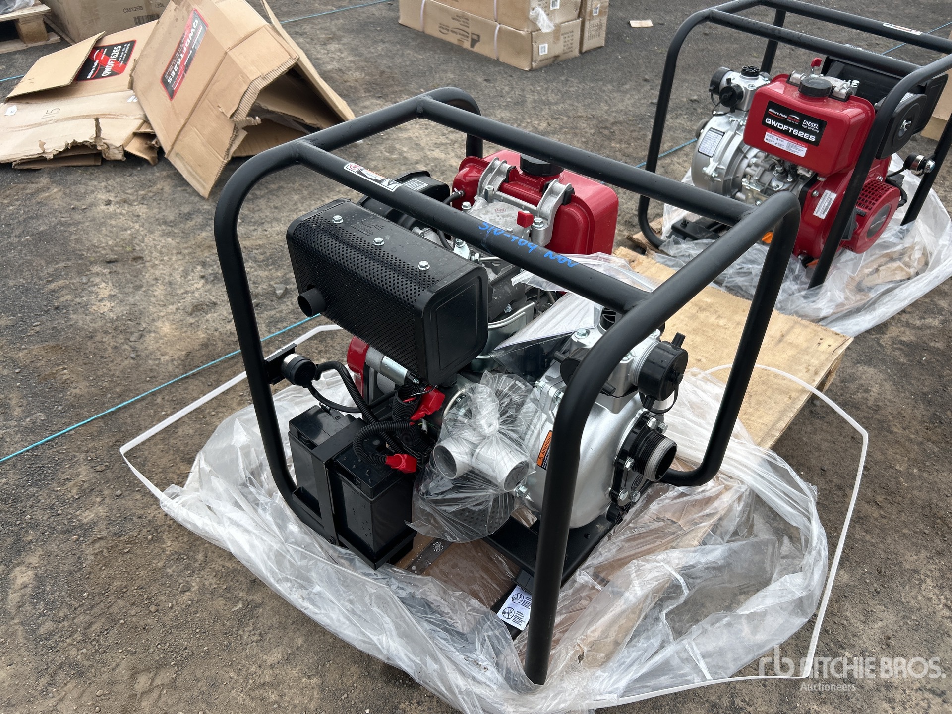 General Appearance with Foto, angolo anteriore sinistro