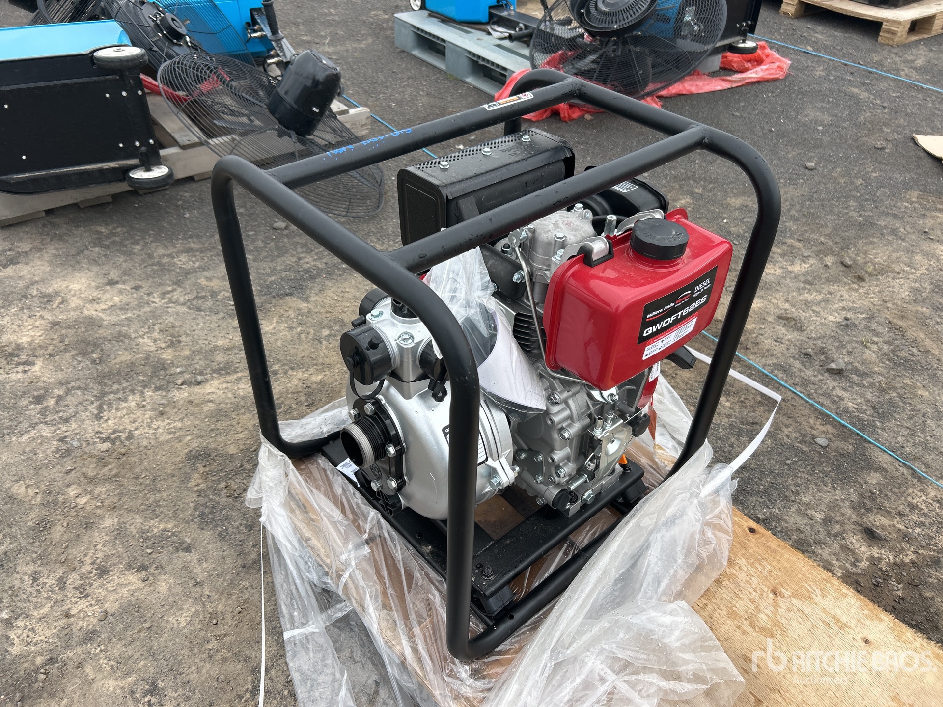 General Appearance with Foto, angolo anteriore destro