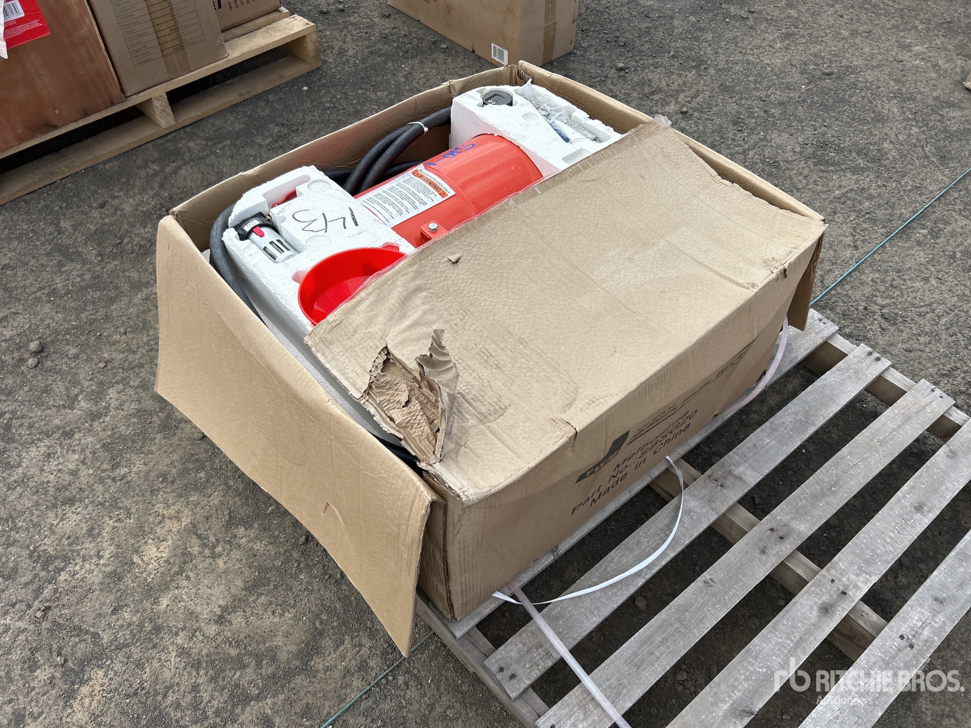 General Appearance with Picture, Left Rear Corner