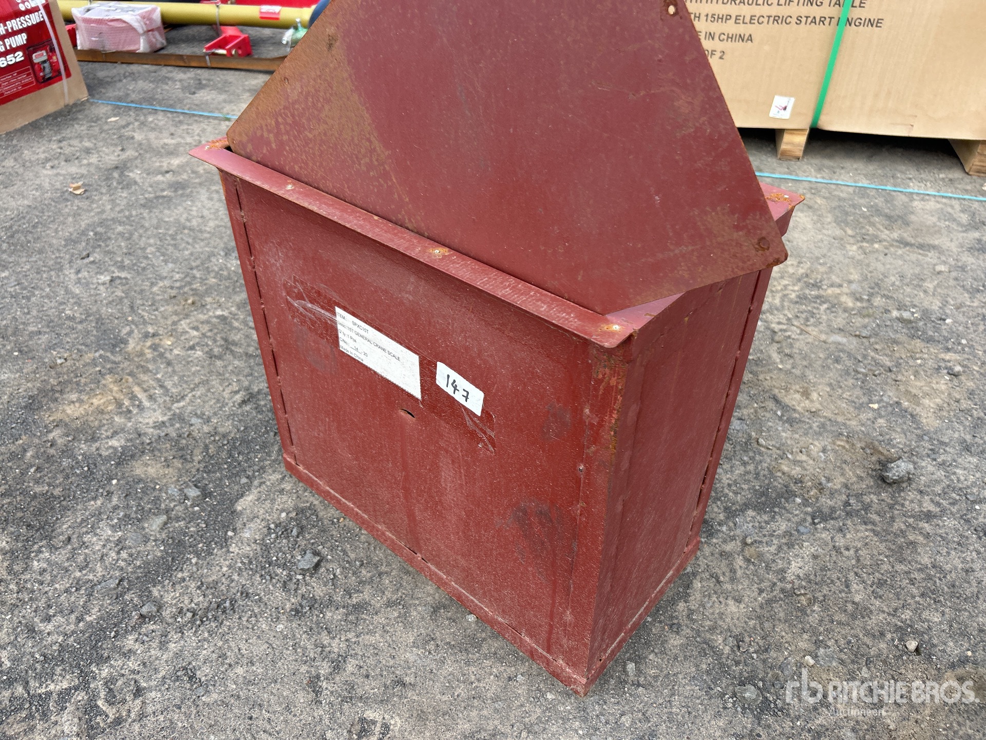 General Appearance with Picture, Right Rear Corner