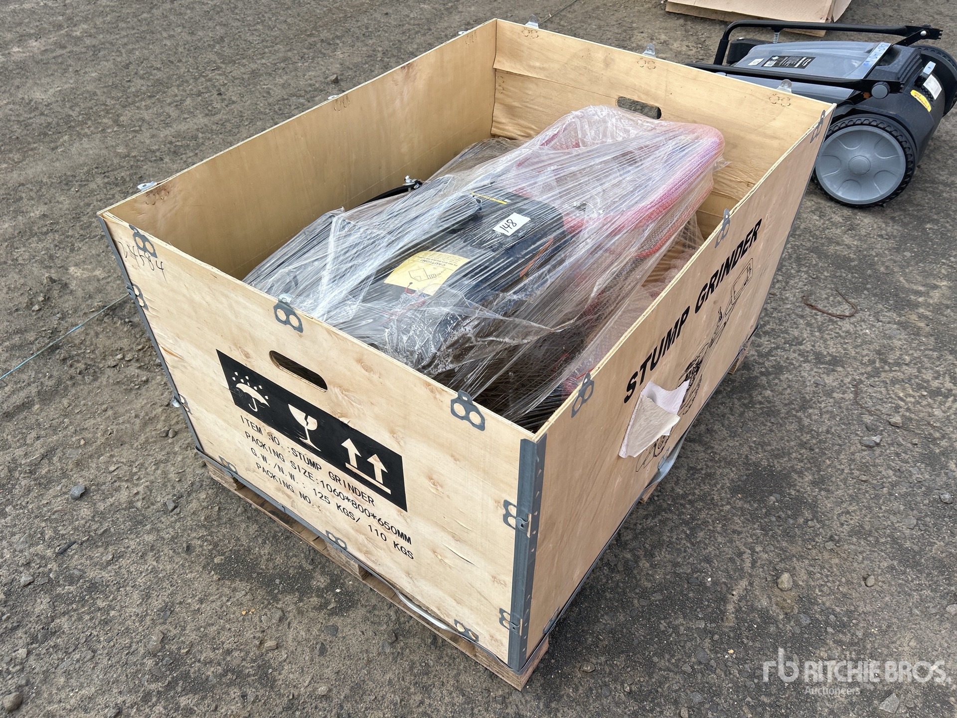 General Appearance with Picture, Right Rear Corner