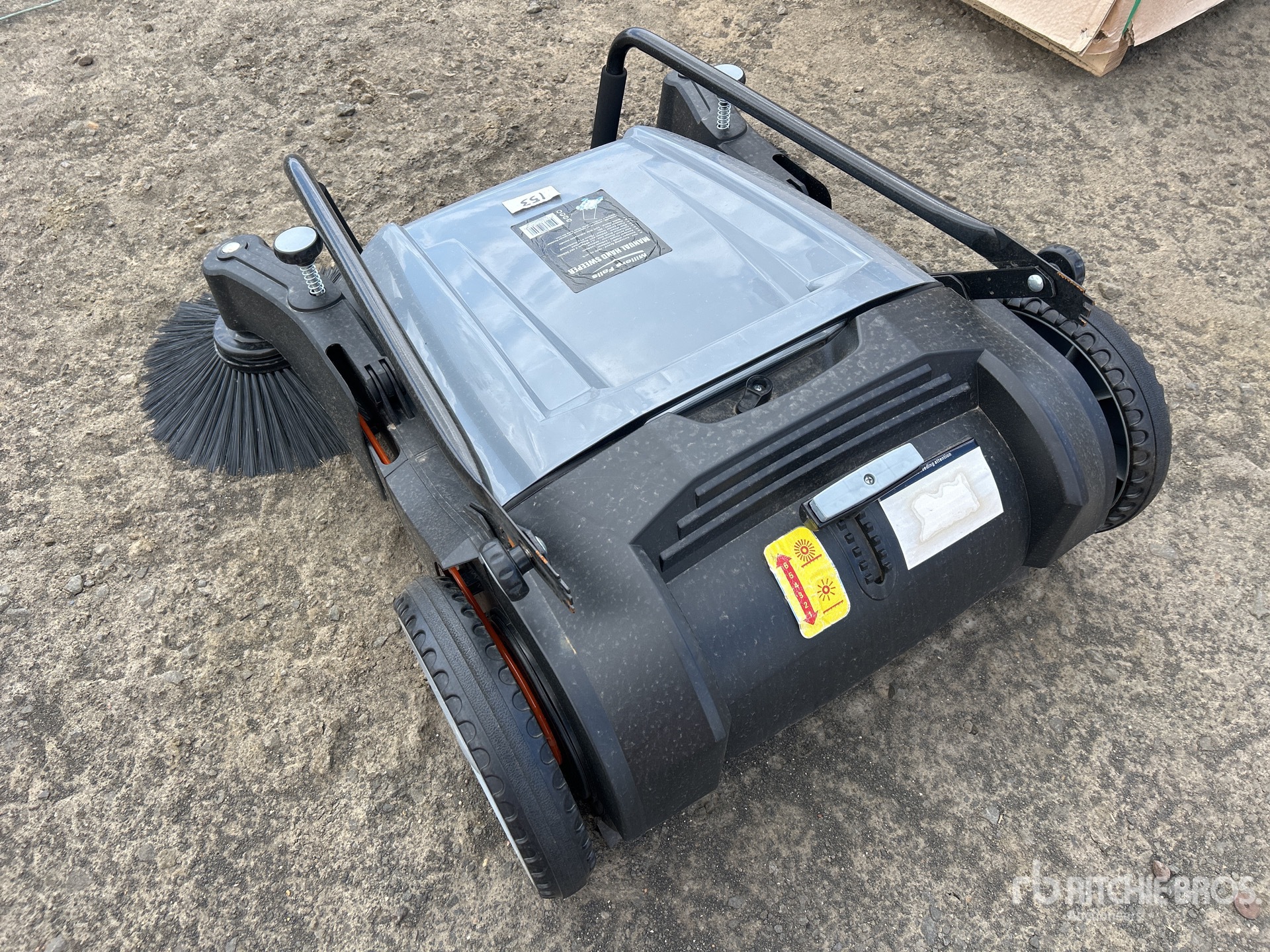 General Appearance with Foto, angolo posteriore sinistro