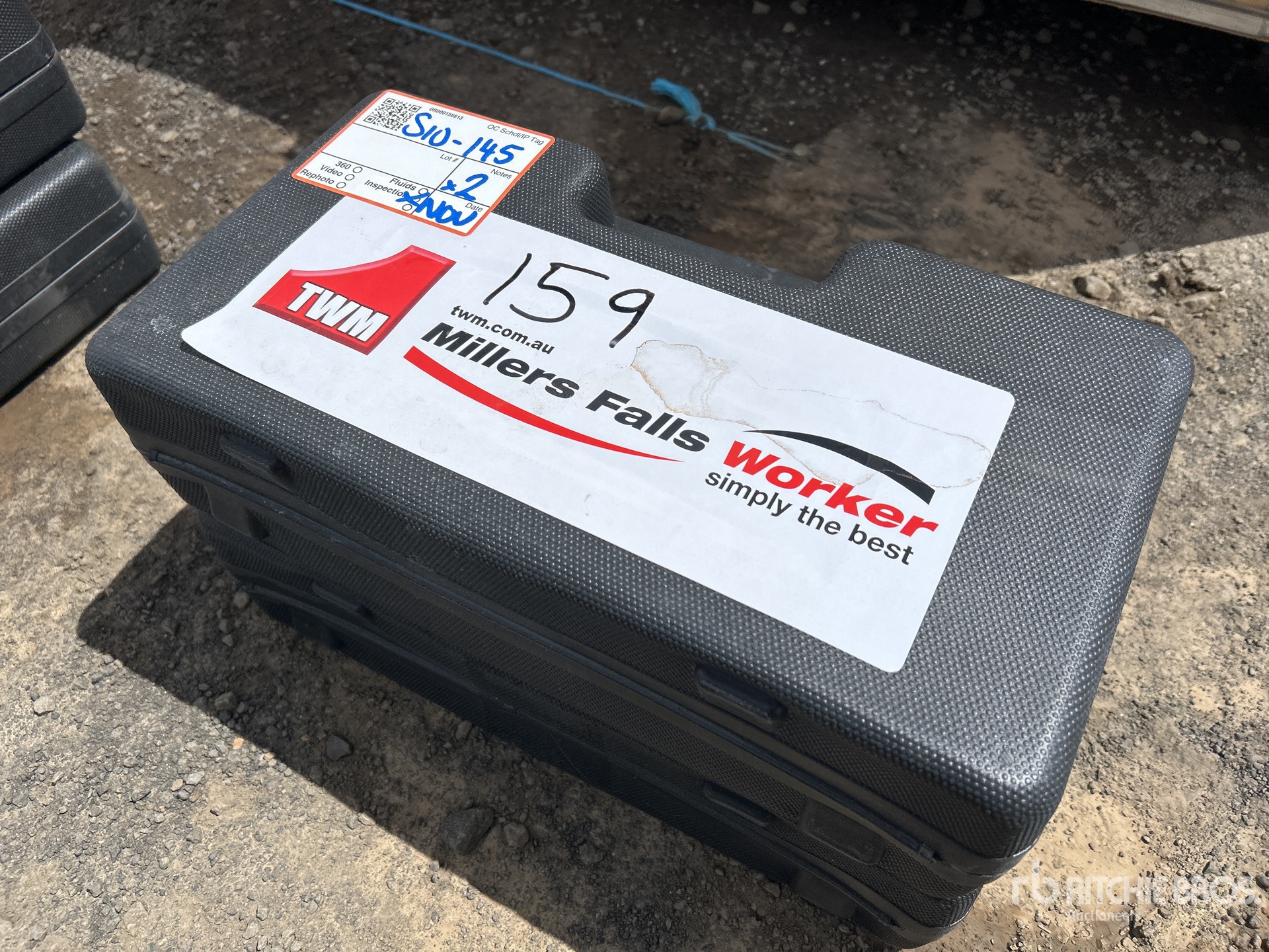 General Appearance with Picture, Left Front Corner