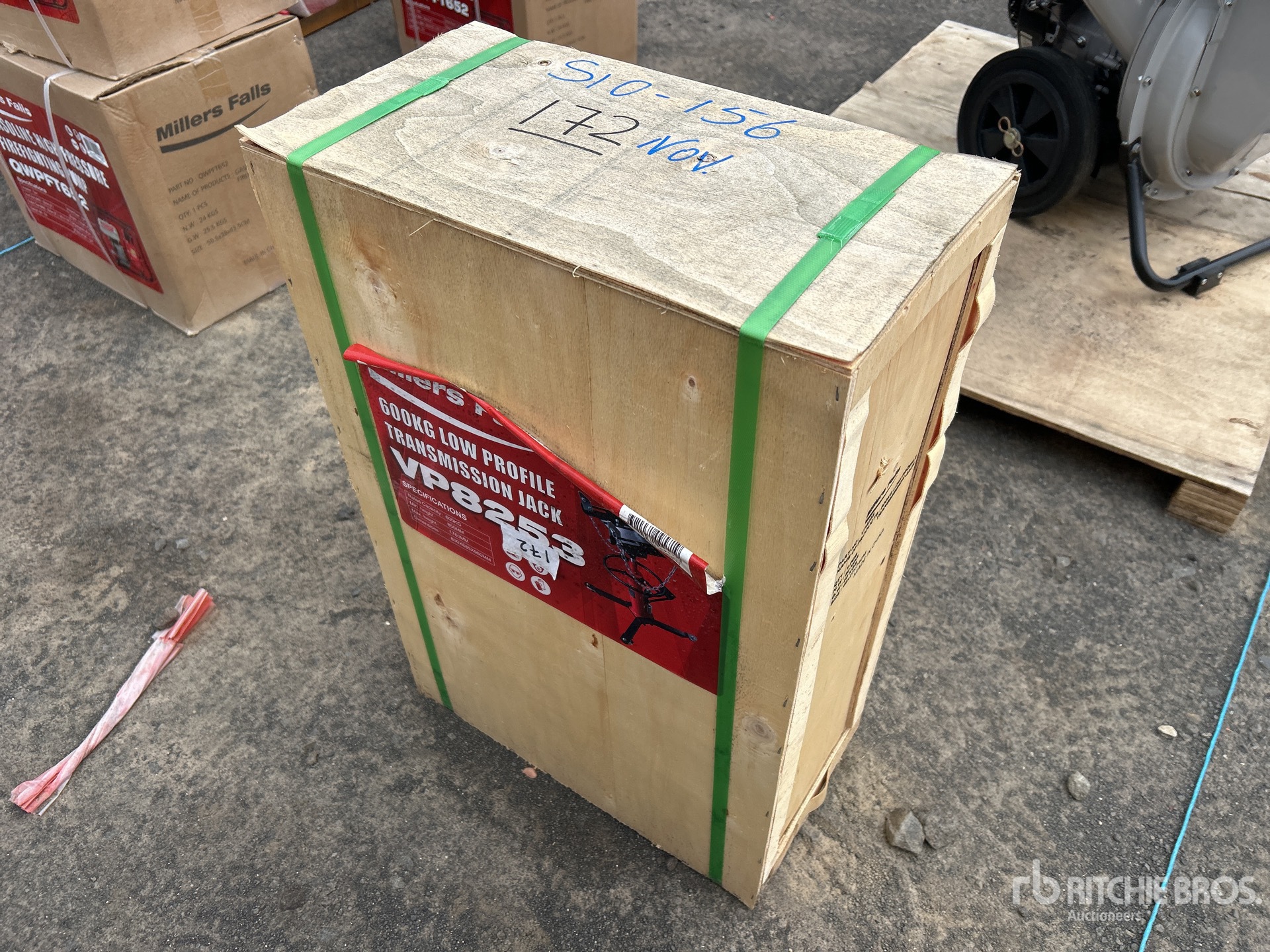 General Appearance with Foto, angolo anteriore sinistro