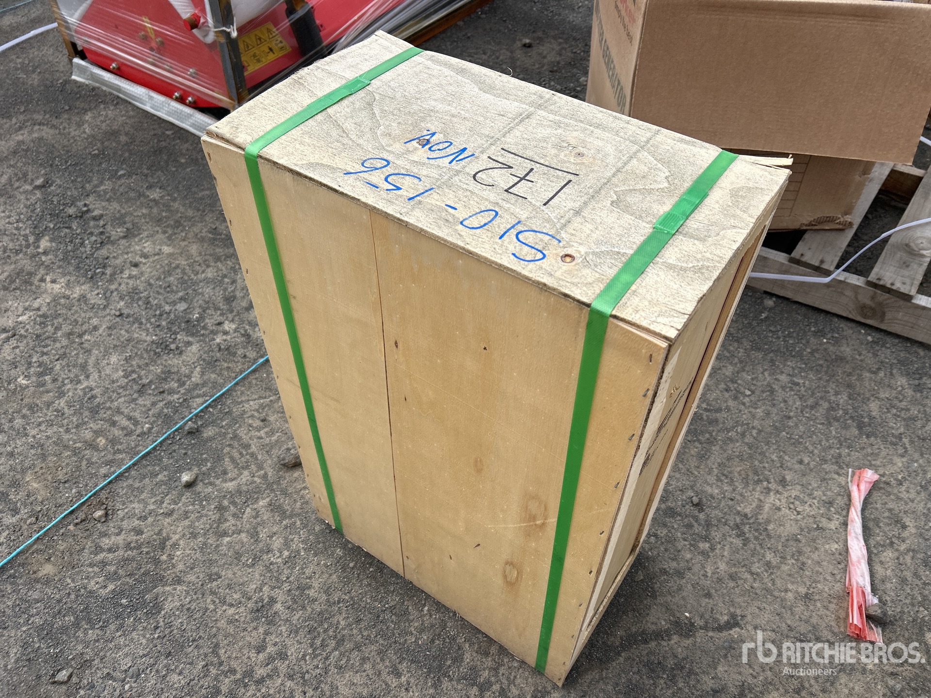 General Appearance with Foto, angolo anteriore sinistro