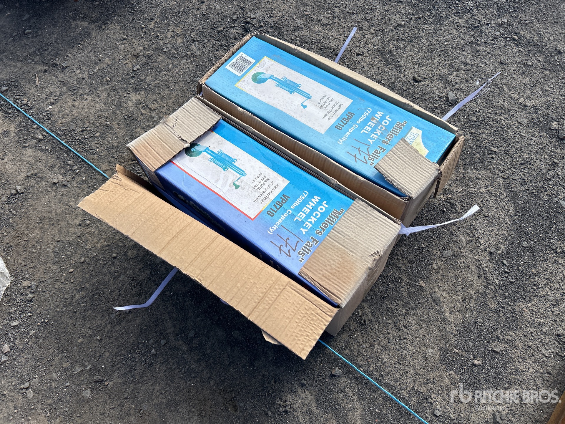 General Appearance with Foto, angolo posteriore sinistro