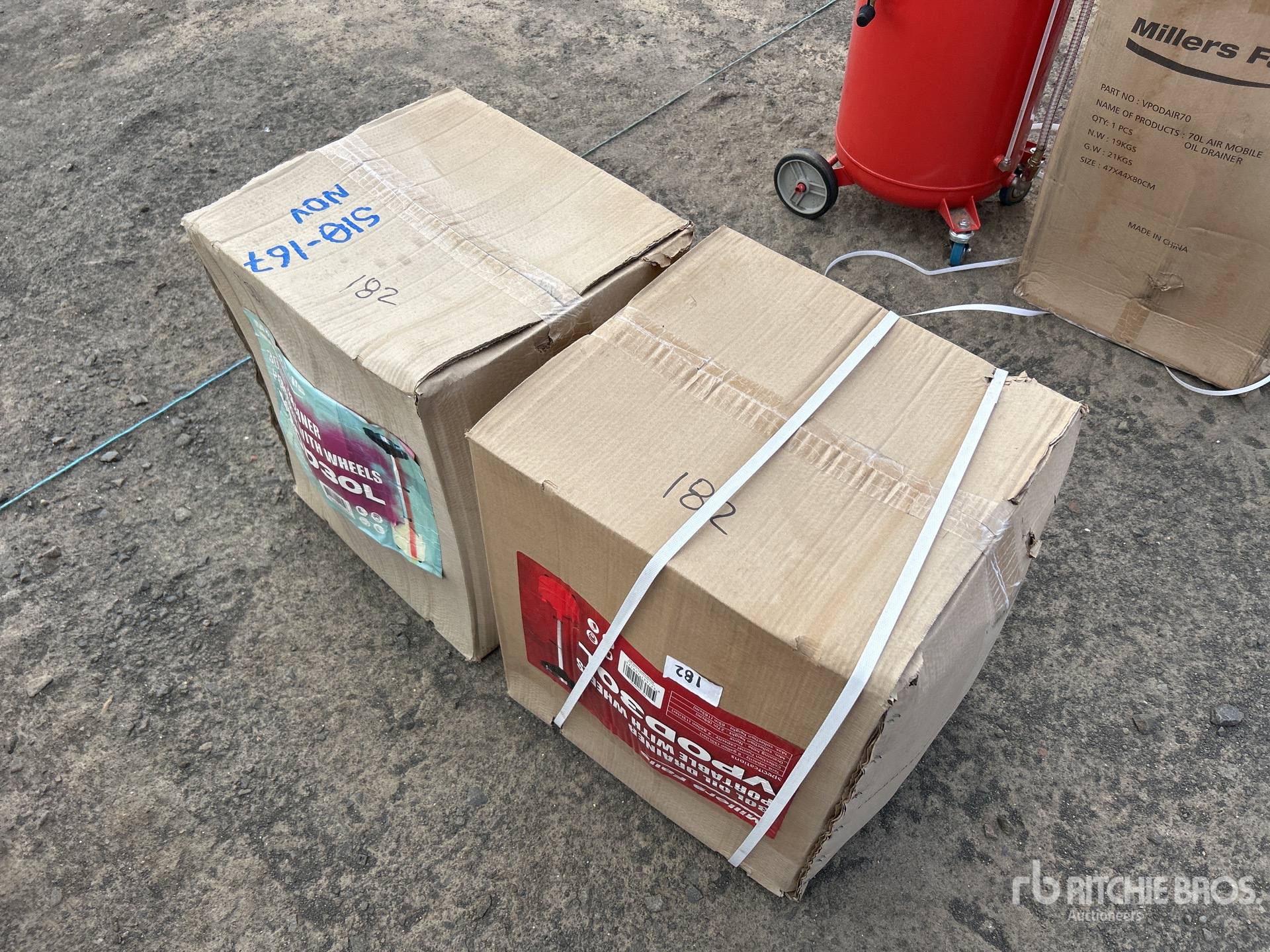 General Appearance with Bild, Ecke hinten links