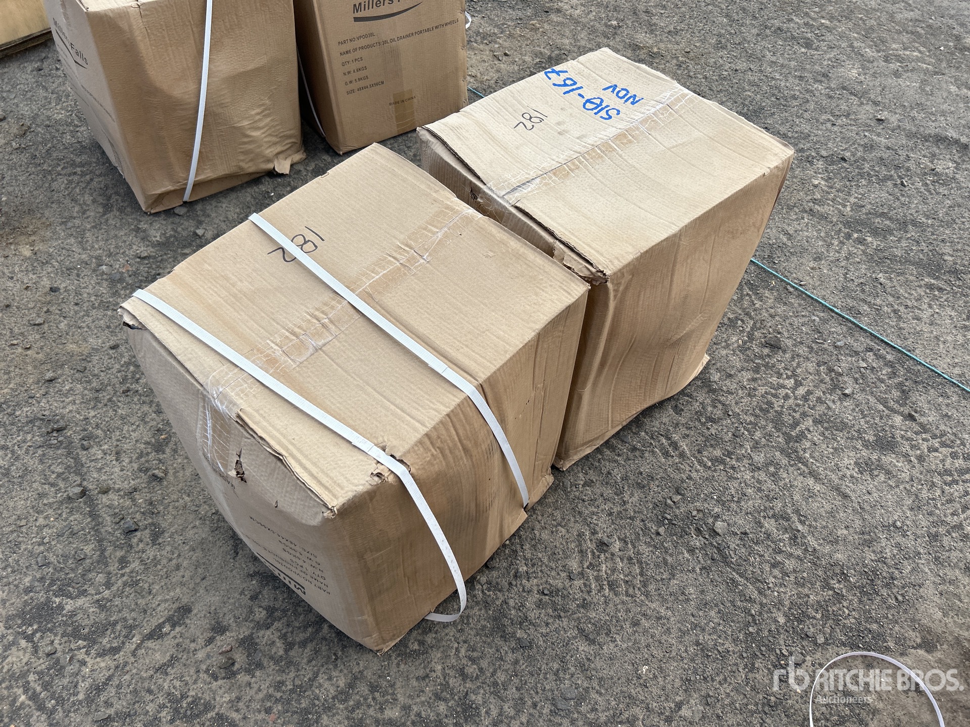 General Appearance with Bild, Ecke hinten rechts