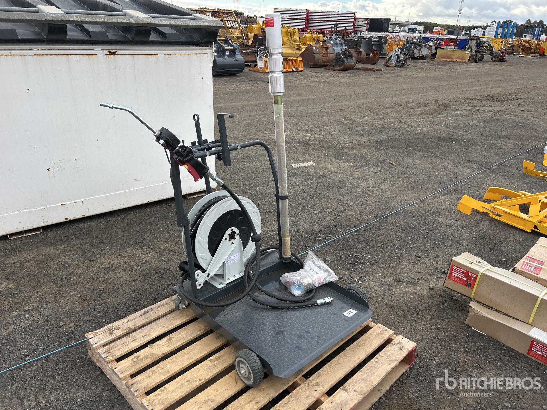 General Appearance with Foto, angolo anteriore destro