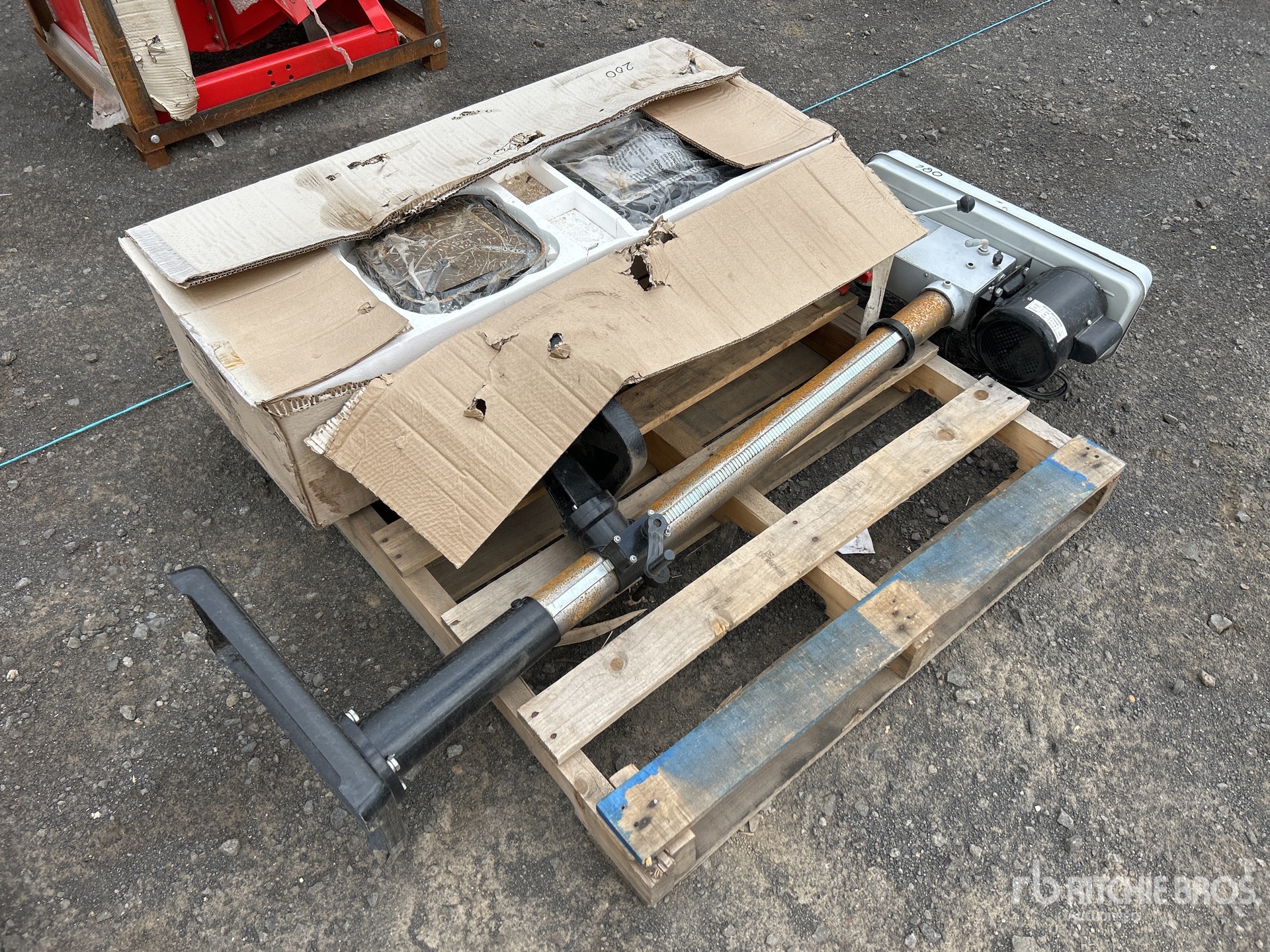 General Appearance with Foto, angolo anteriore destro