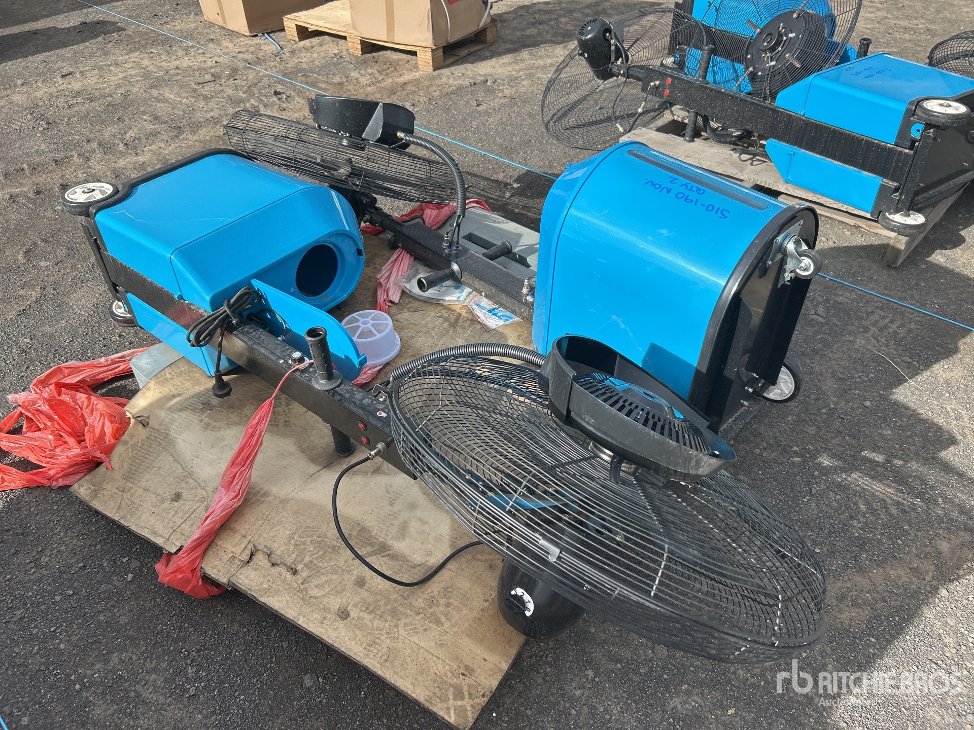 General Appearance with Foto, angolo anteriore sinistro