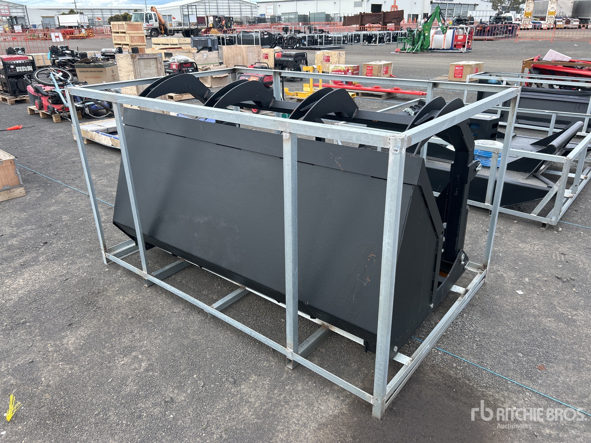 General Appearance with Picture, Right Rear Corner