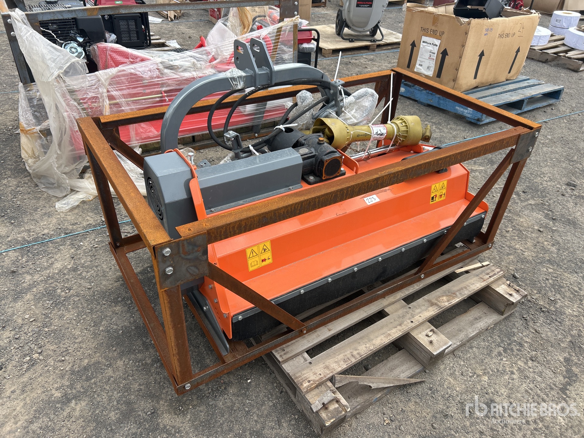 General Appearance with Bild, Ecke vorne rechts