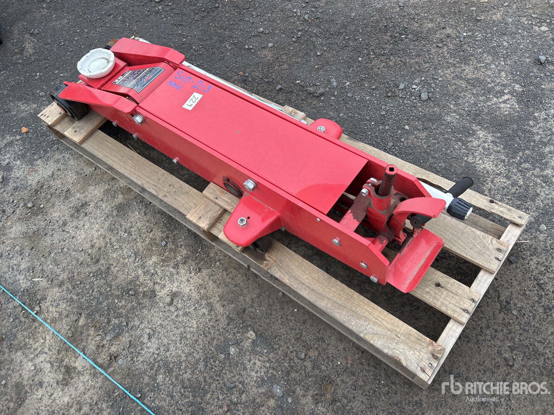 General Appearance with Foto, angolo posteriore sinistro