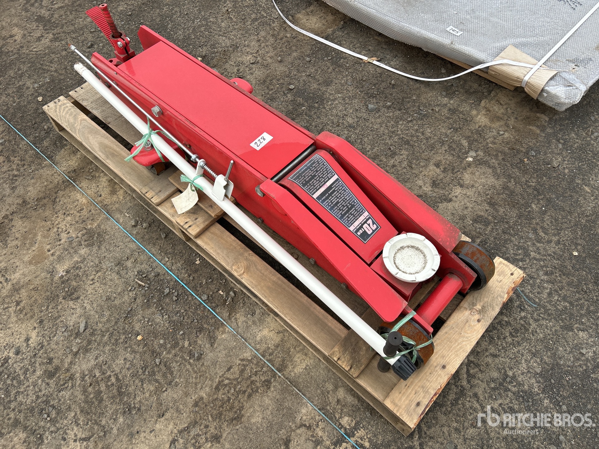 General Appearance with Foto, angolo anteriore destro