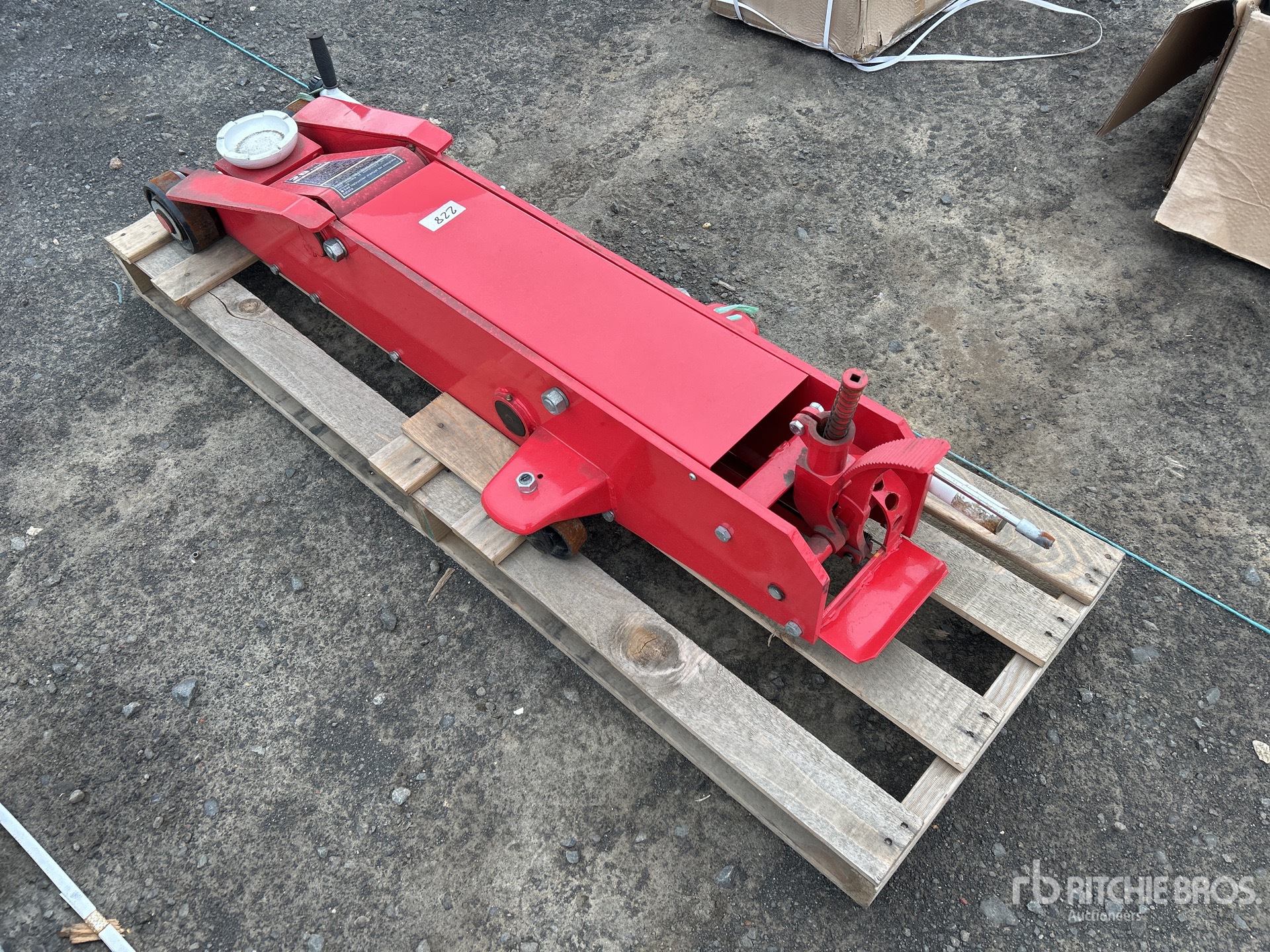 General Appearance with Foto, angolo posteriore sinistro